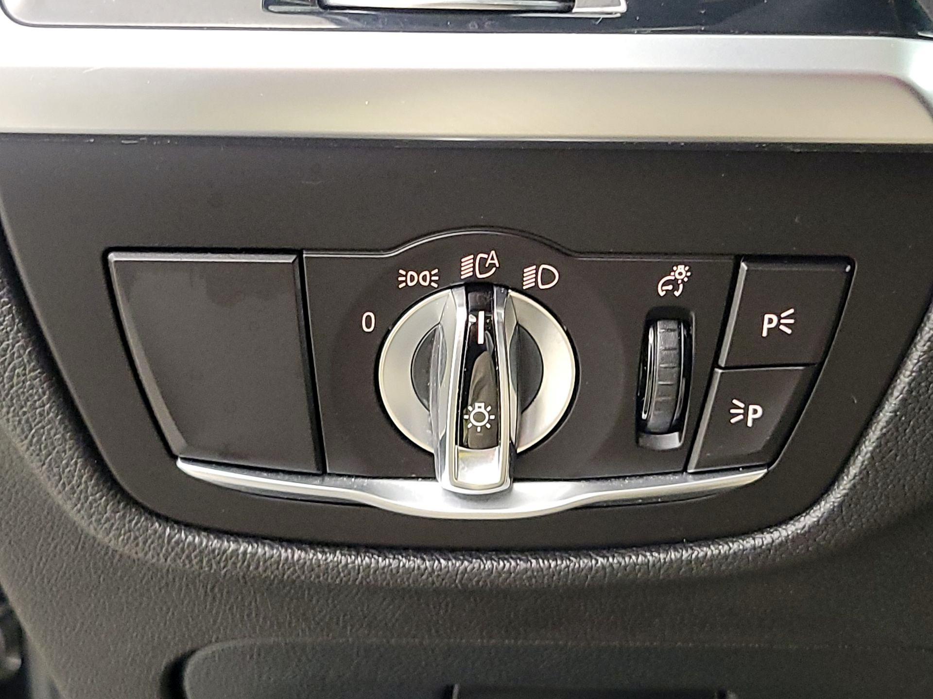 Thumbnail: 2021 BMW X3 - 13