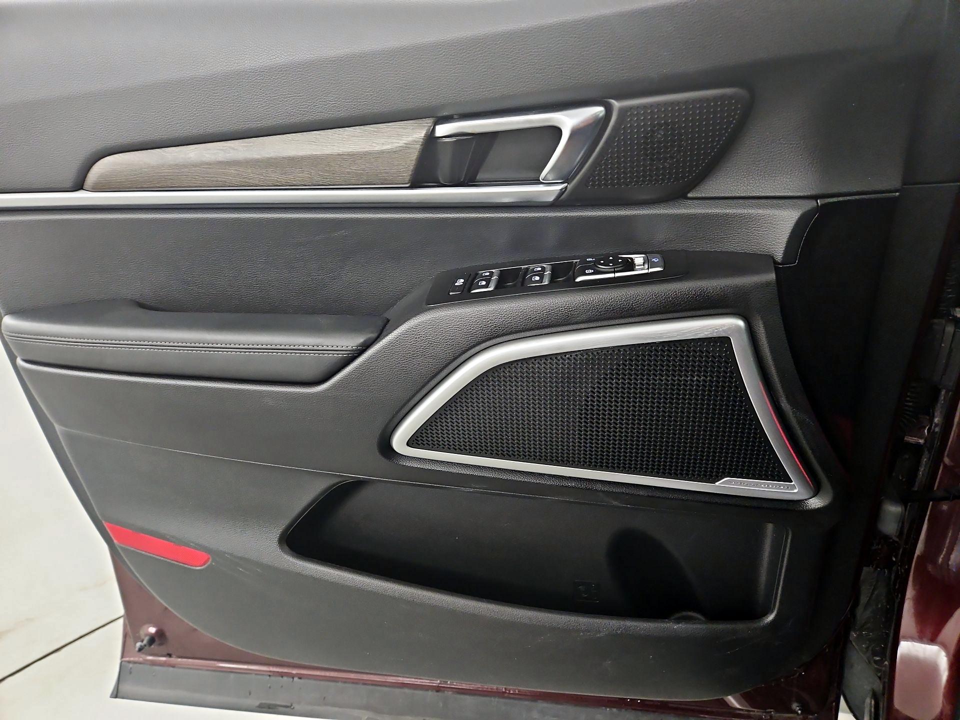 Thumbnail: 2021 Kia Telluride - 12