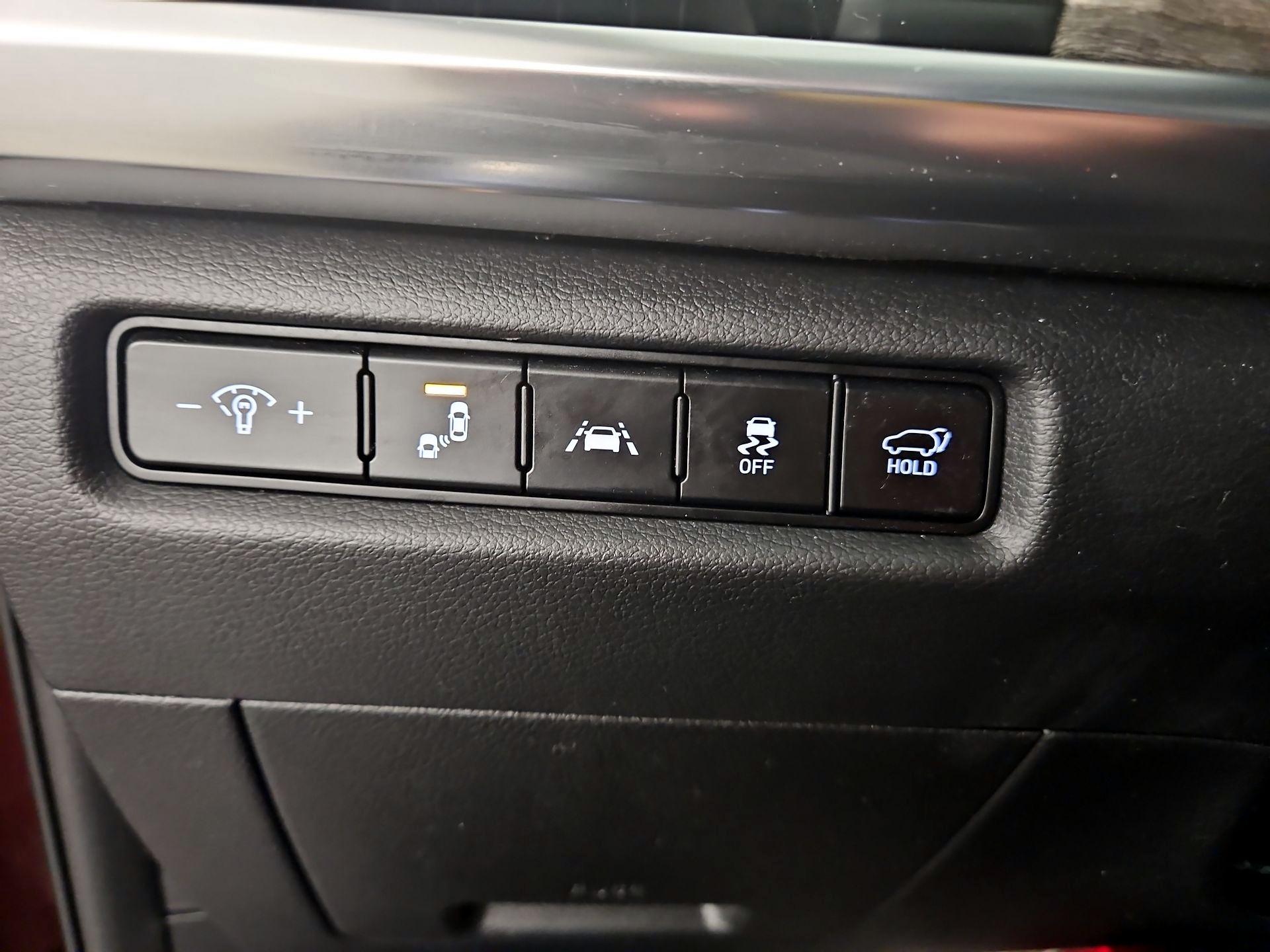 Thumbnail: 2021 Kia Telluride - 13