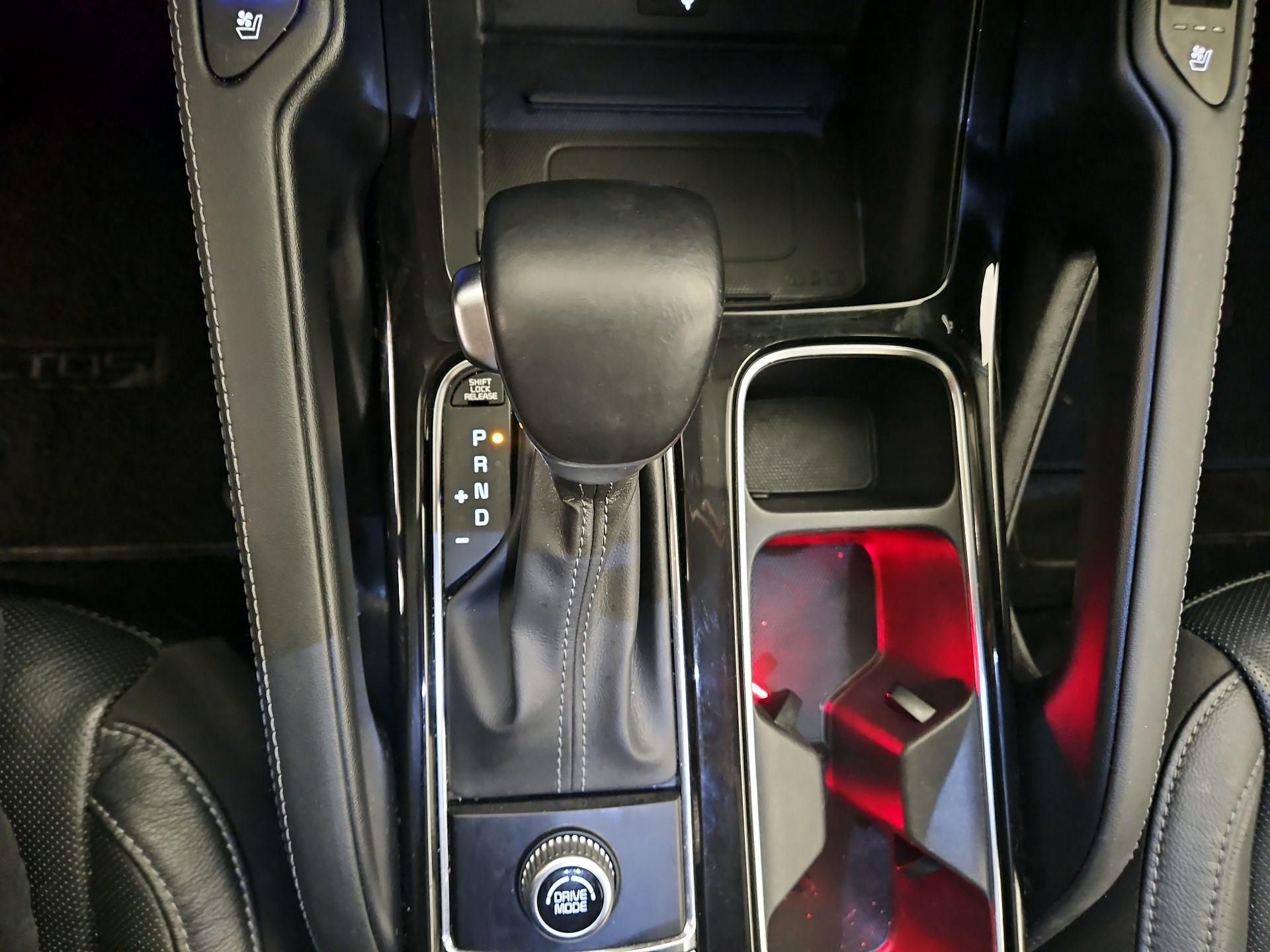 Thumbnail: 2021 Kia Telluride - 18