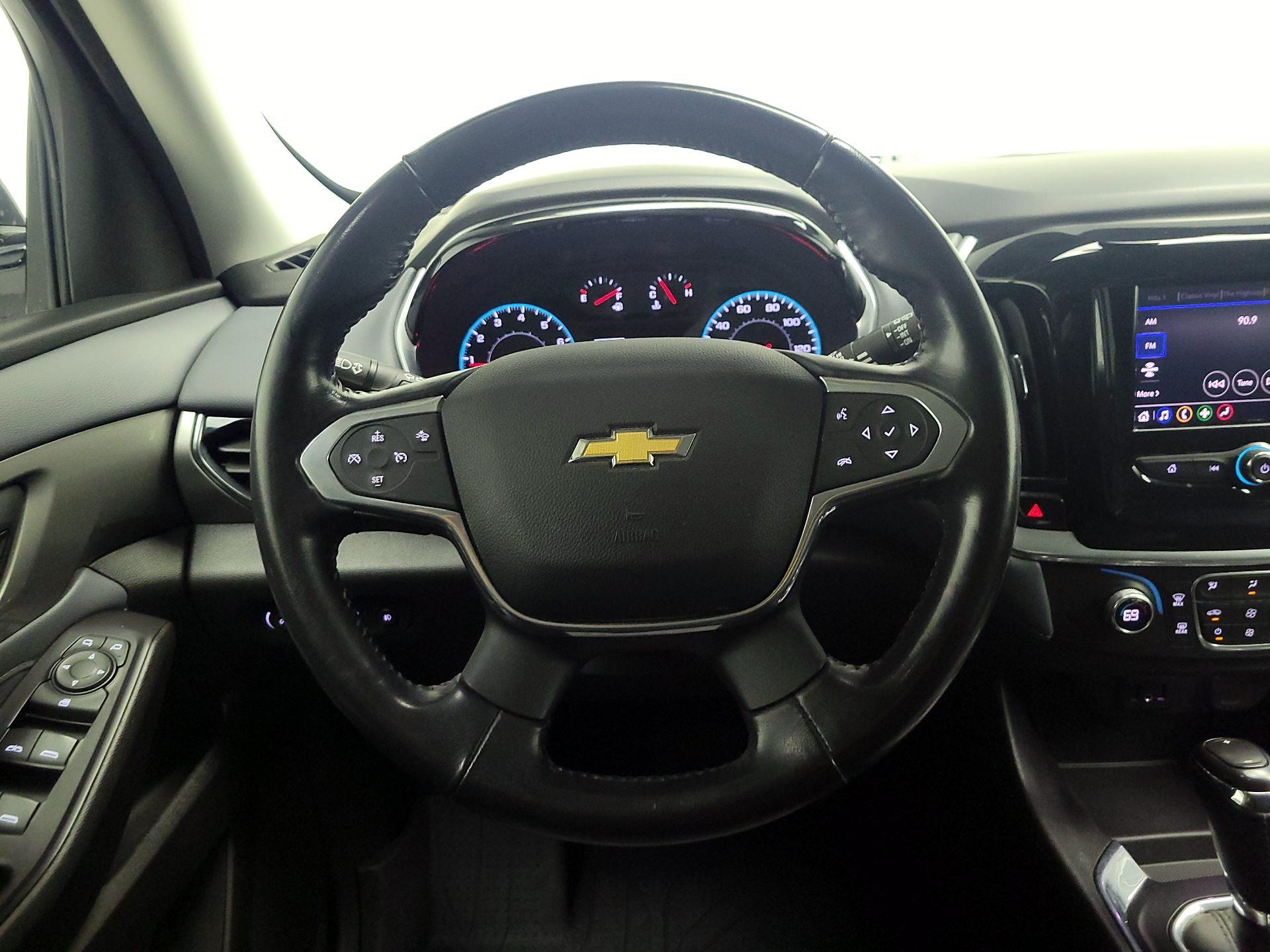Thumbnail: 2020 Chevrolet Traverse - 10