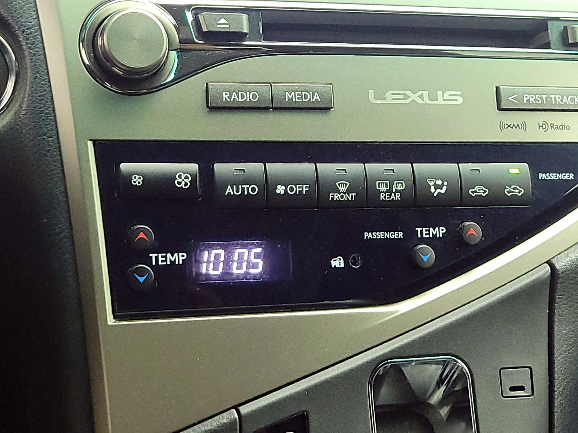 Thumbnail: 2015 Lexus RX - 17