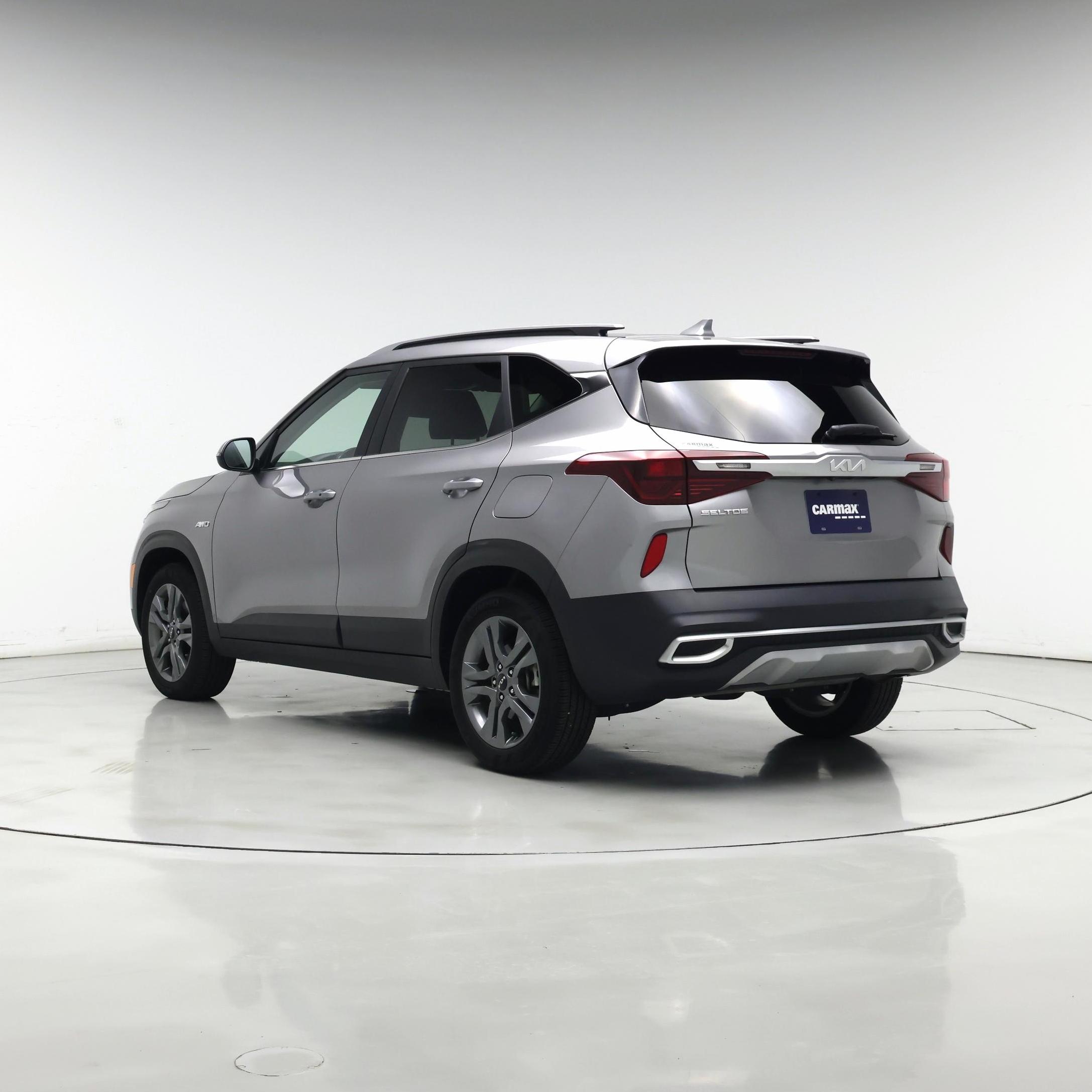 Thumbnail: 2022 Kia Seltos - 2
