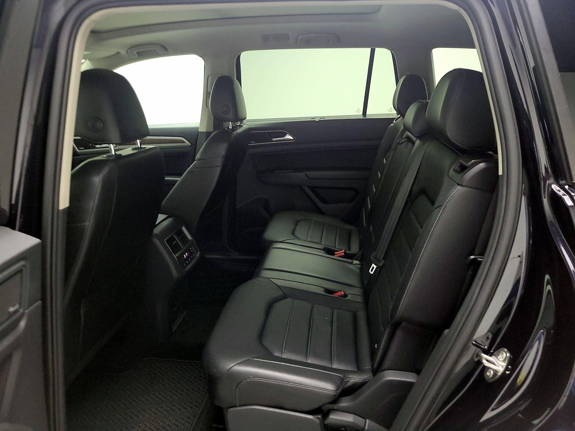 Thumbnail: 2018 Volkswagen Atlas - 17