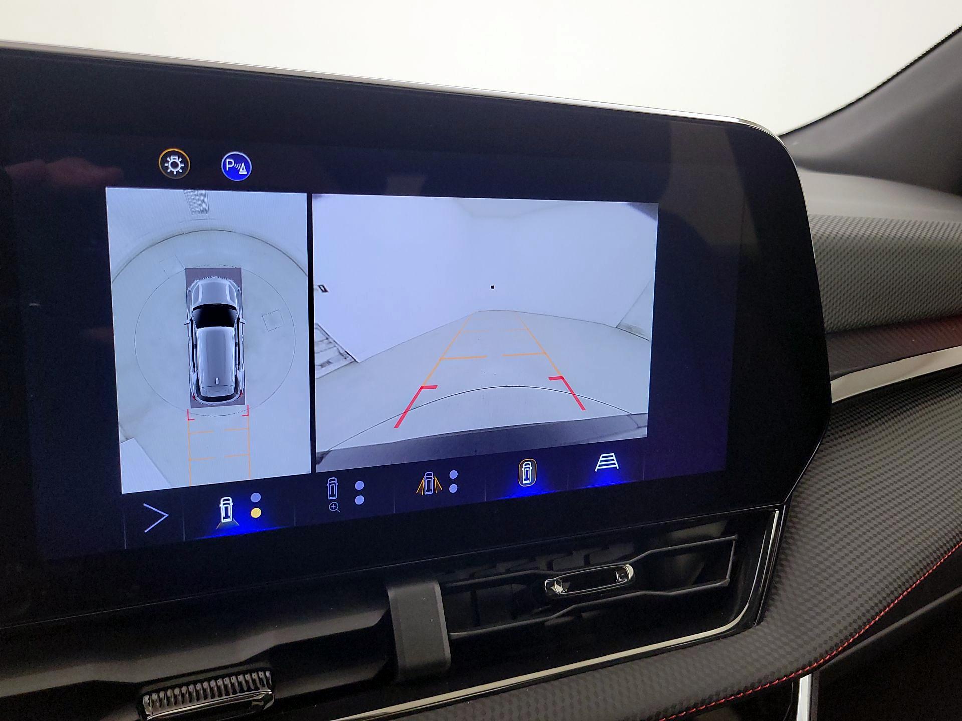 Thumbnail: 2025 Chevrolet Equinox - 15