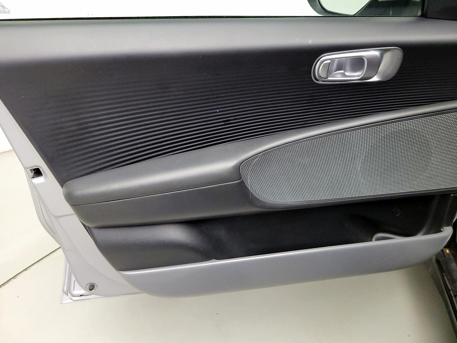 Thumbnail: 2023 Hyundai Ioniq 6 - 12