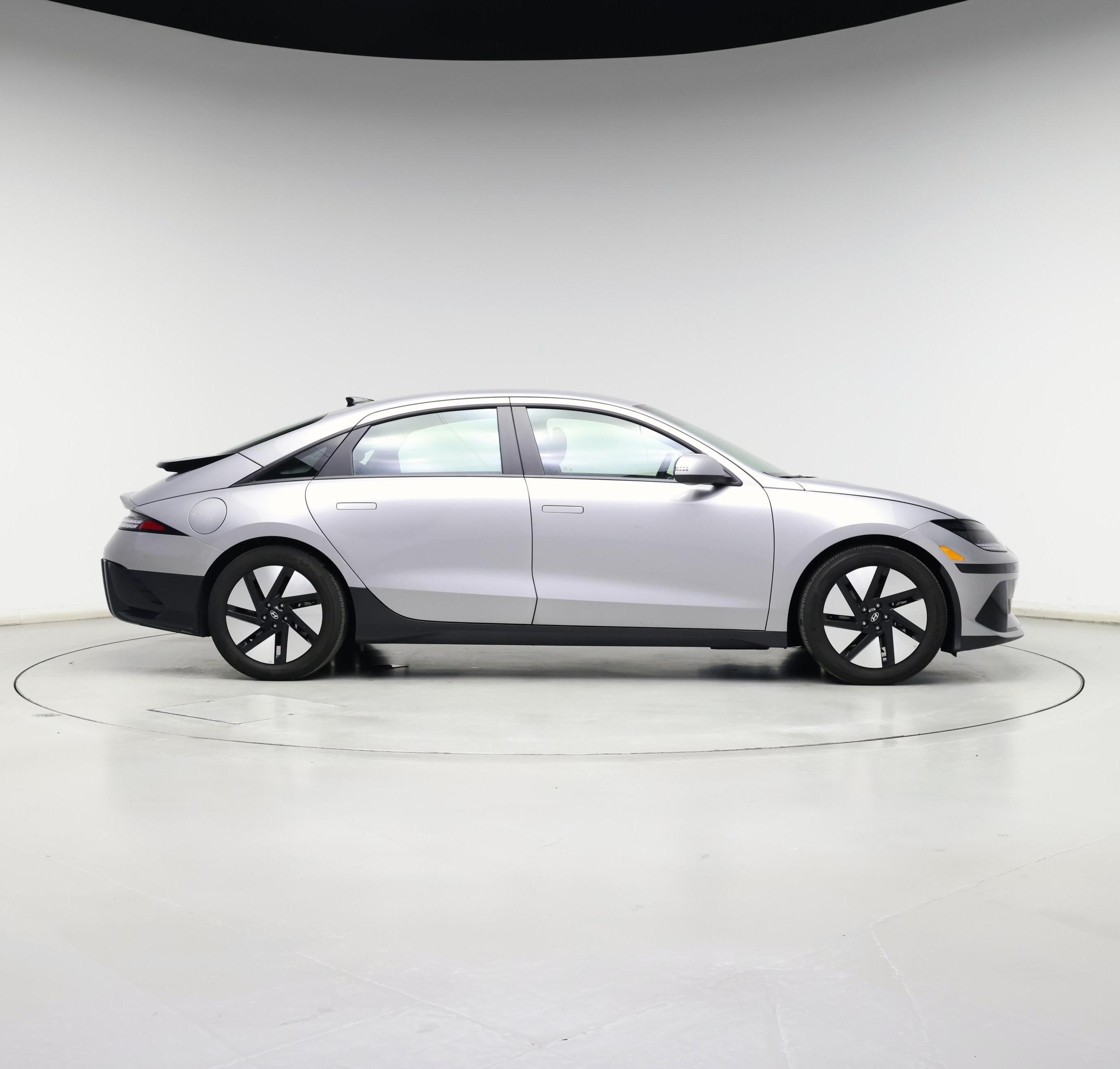 Thumbnail: 2023 Hyundai Ioniq 6 - 7