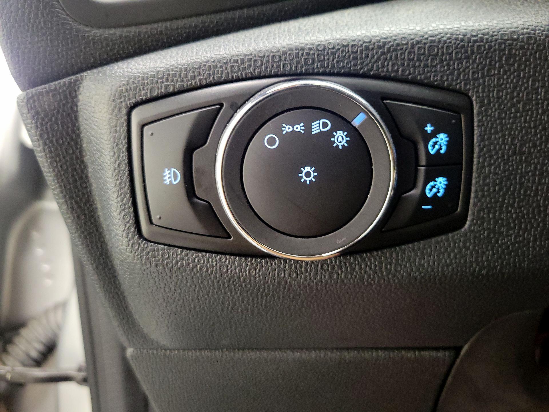 Thumbnail: 2019 Ford EcoSport - 13