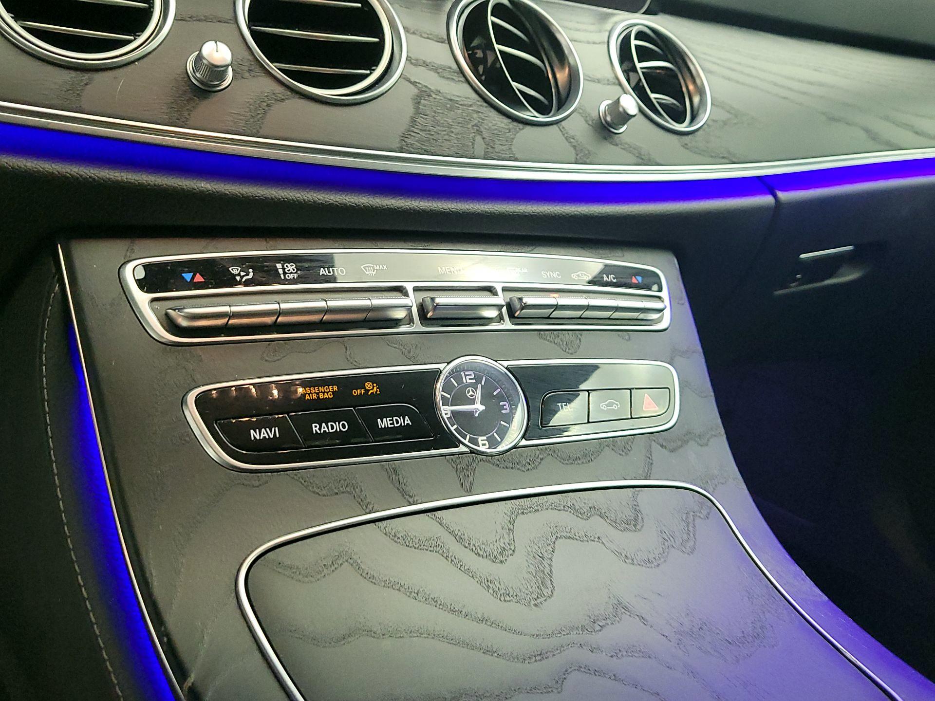 Thumbnail: 2019 Mercedes-Benz E-Class - 17
