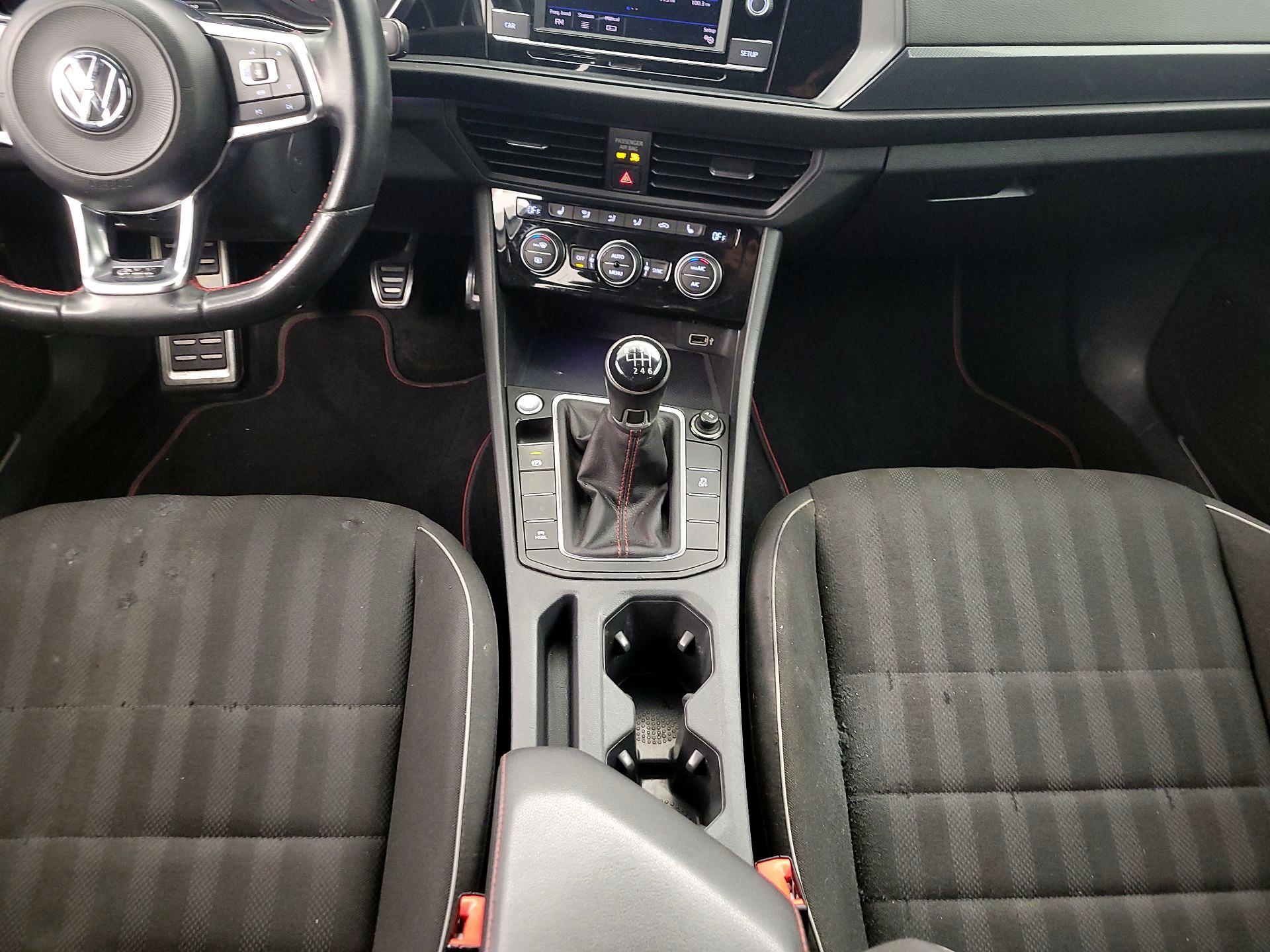 Thumbnail: 2019 Volkswagen Jetta - 17