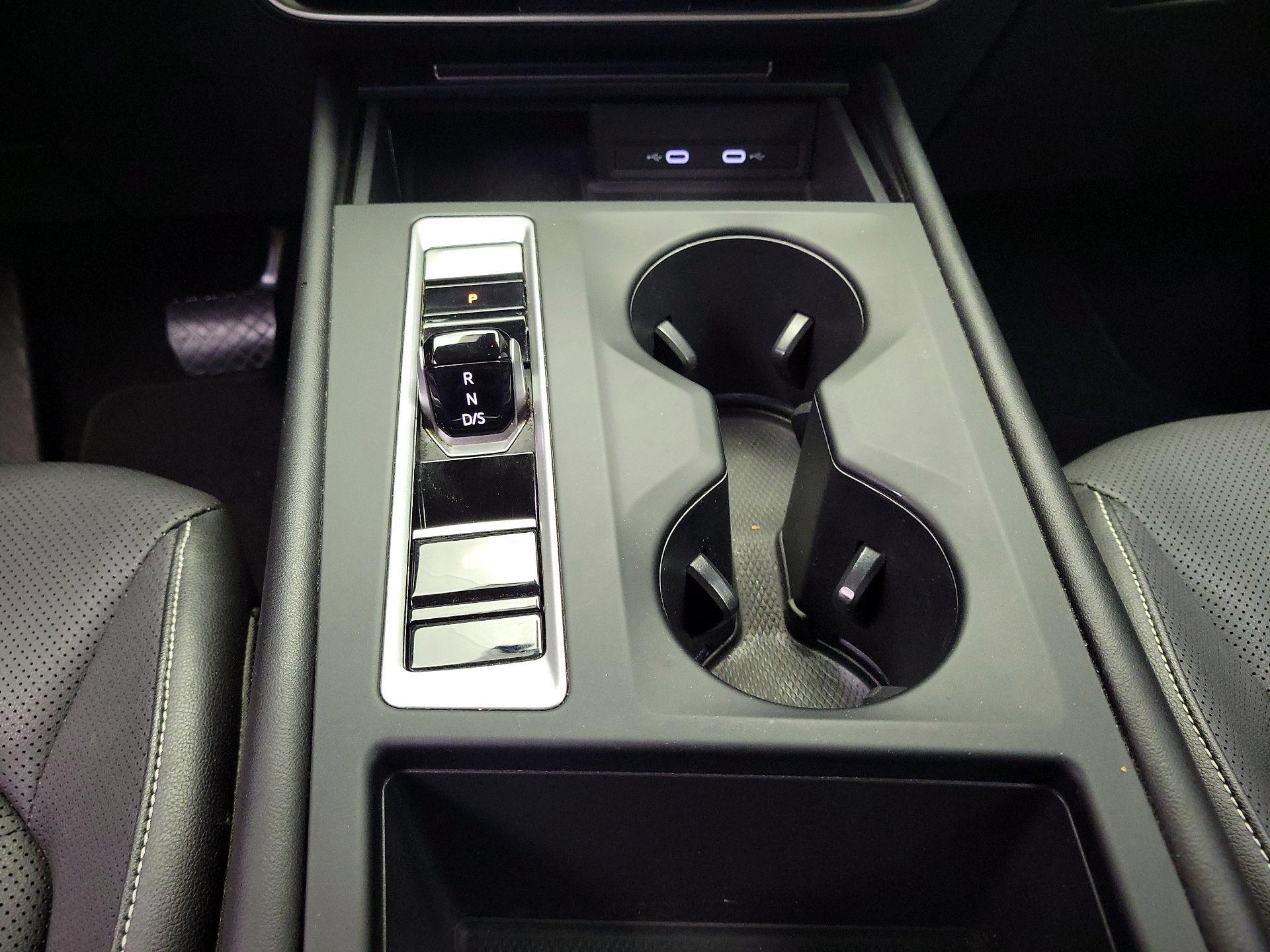 Thumbnail: 2024 Volkswagen Atlas - 17