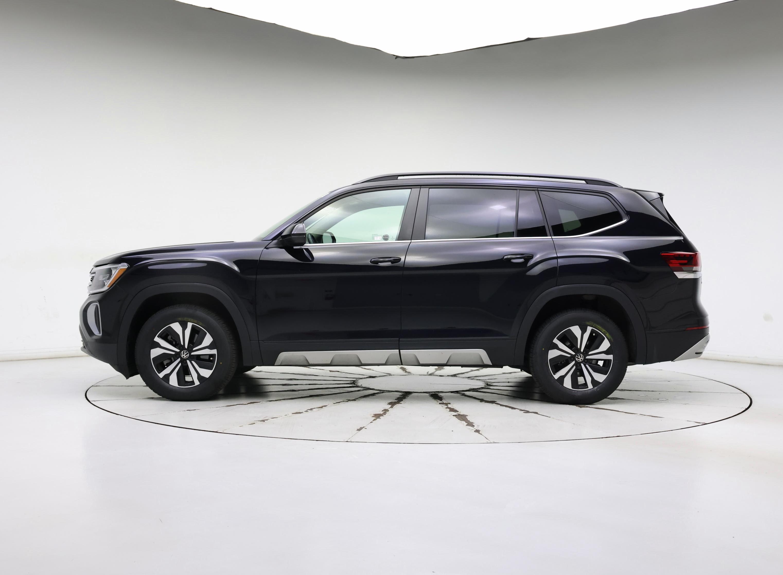 Thumbnail: 2024 Volkswagen Atlas - 3