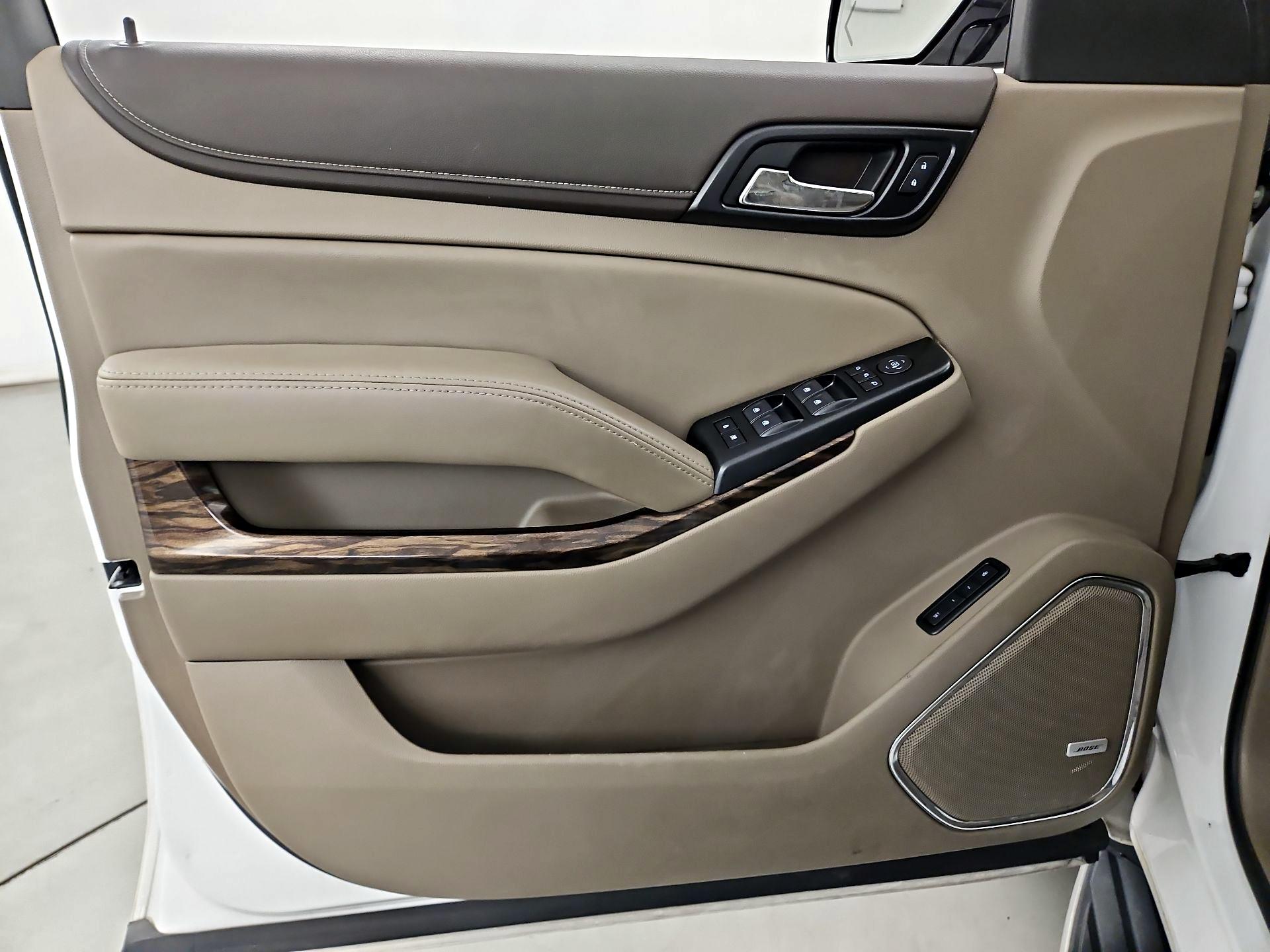 Thumbnail: 2019 GMC Yukon XL - 12