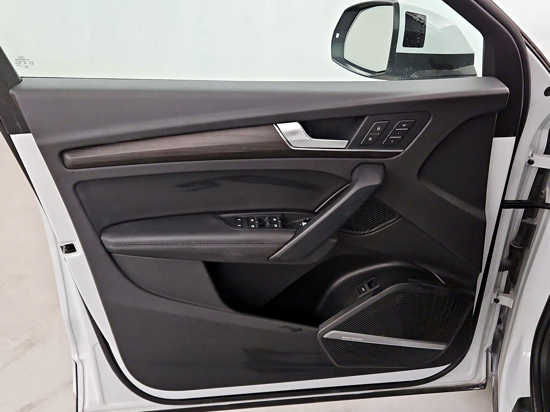 Thumbnail: 2020 Audi Q5 - 12