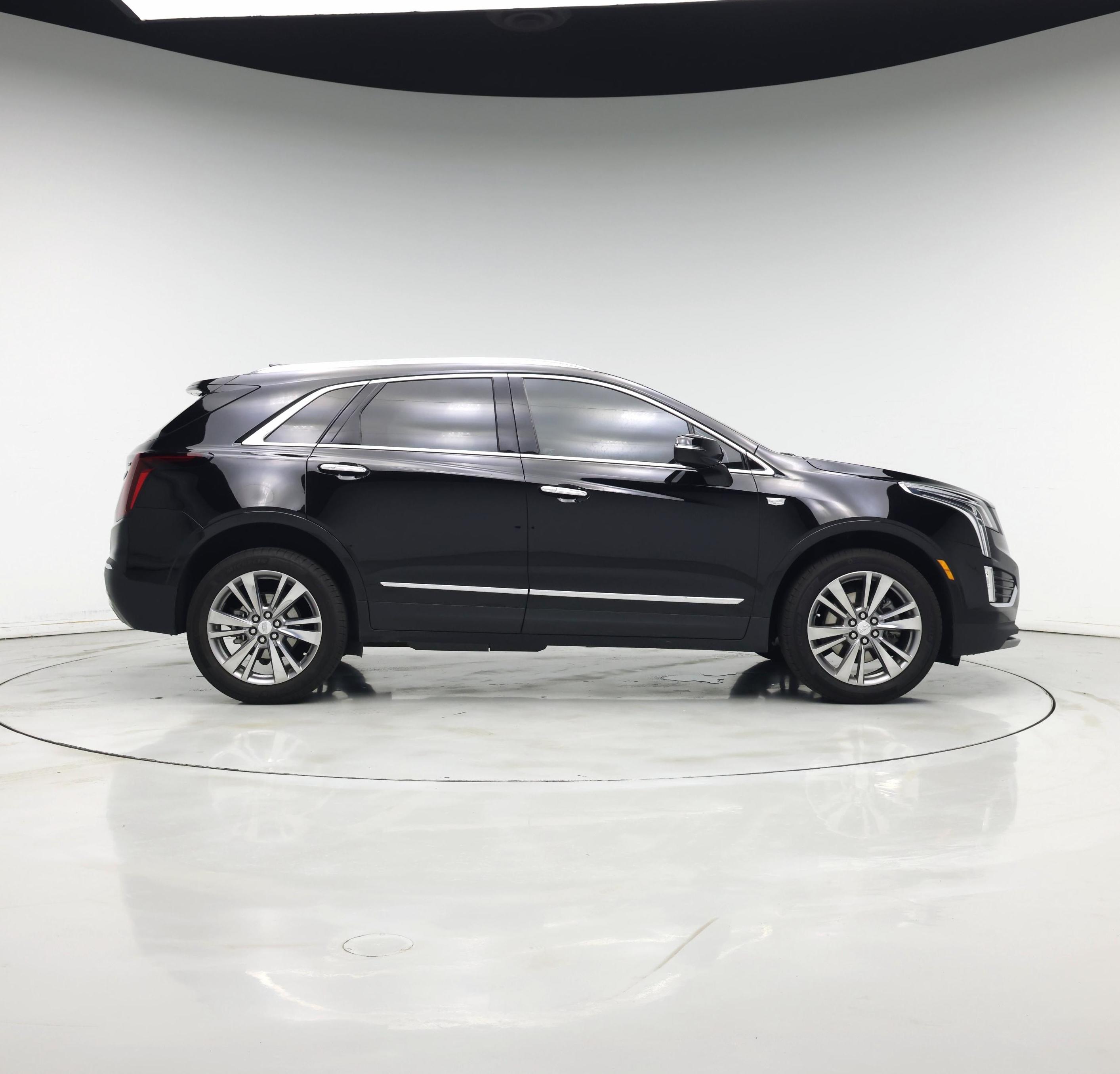 Thumbnail: 2024 Cadillac XT5 - 7