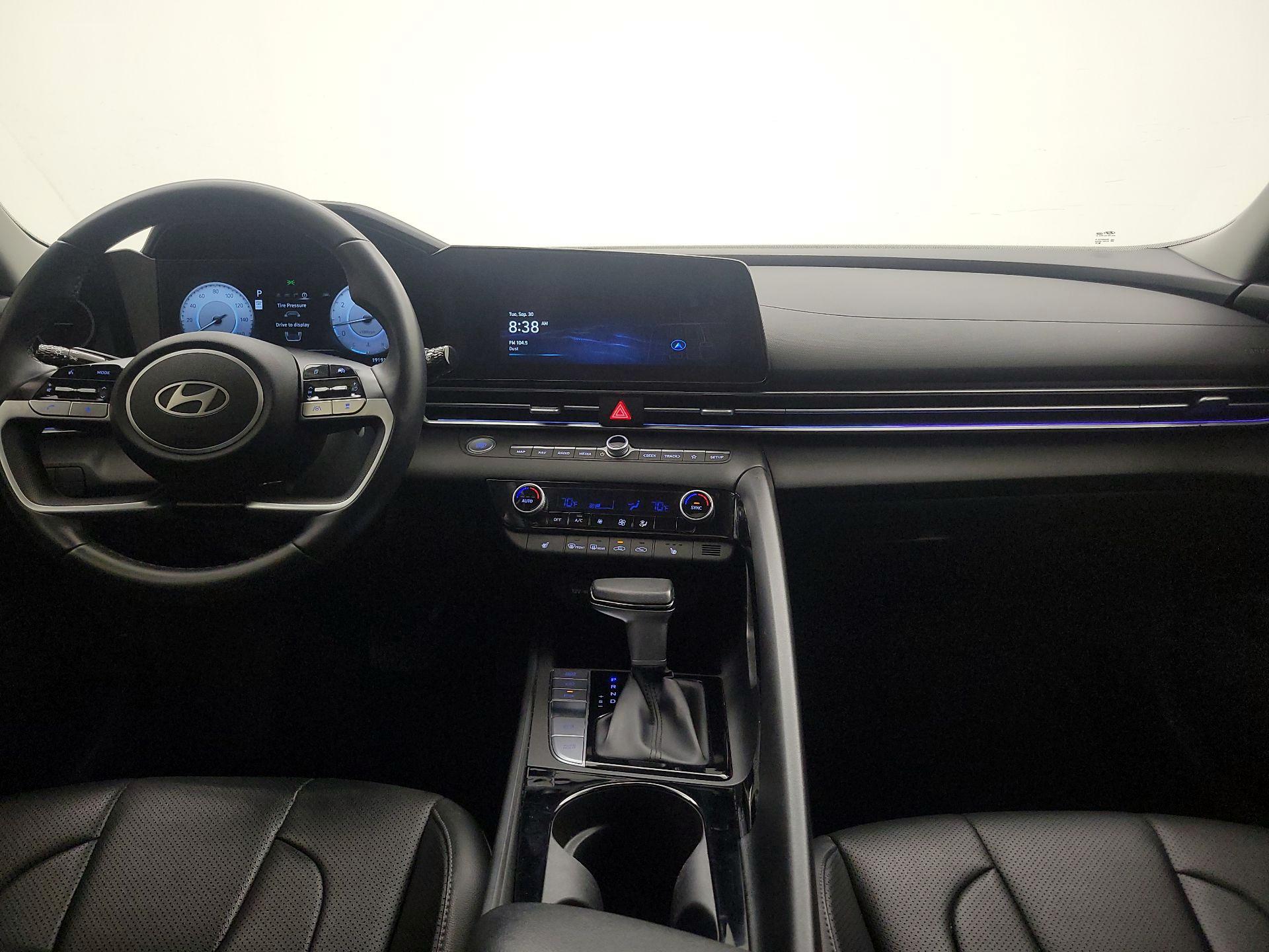 Thumbnail: 2024 Hyundai Elantra - 9