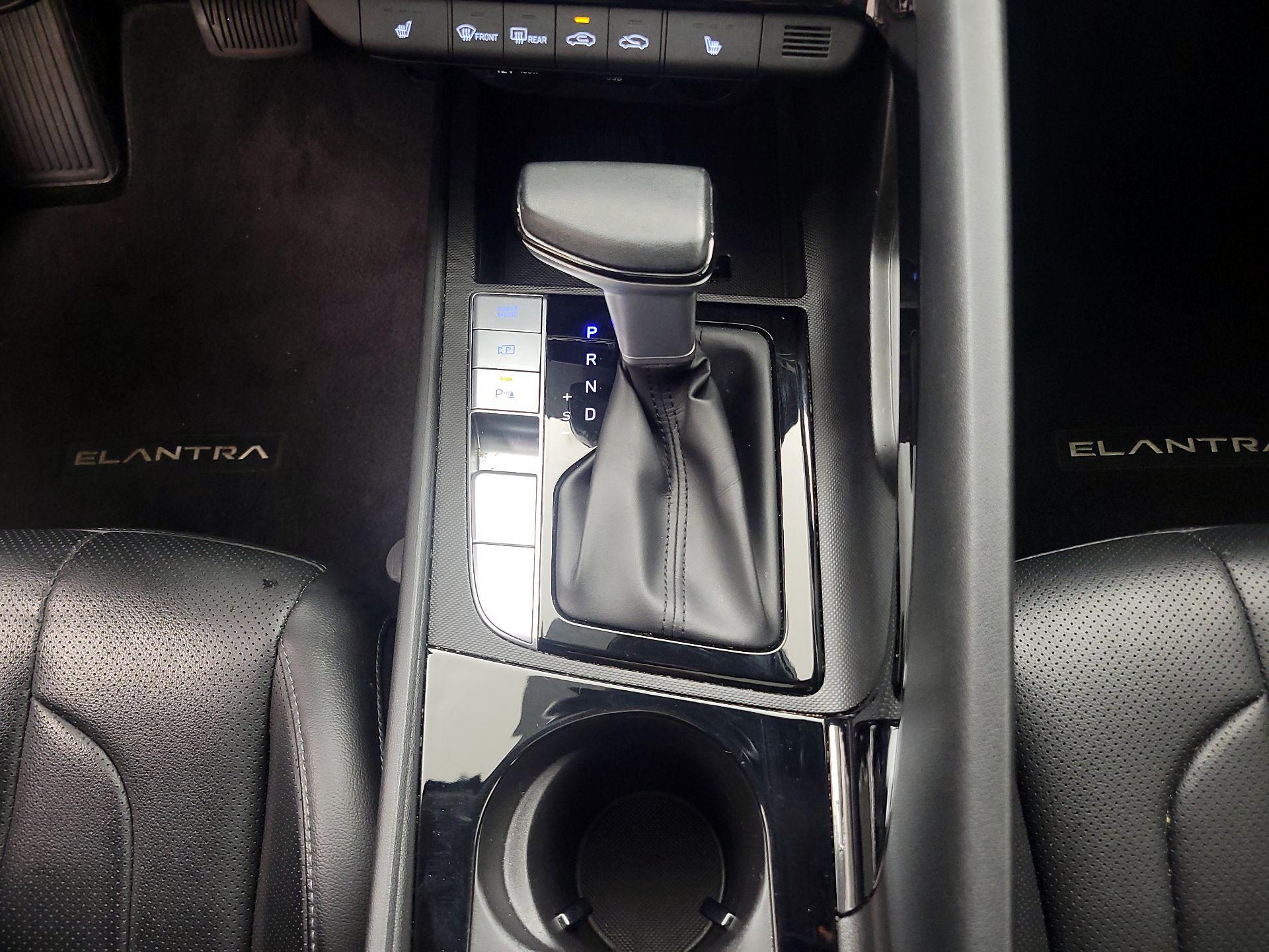 Thumbnail: 2024 Hyundai Elantra - 18