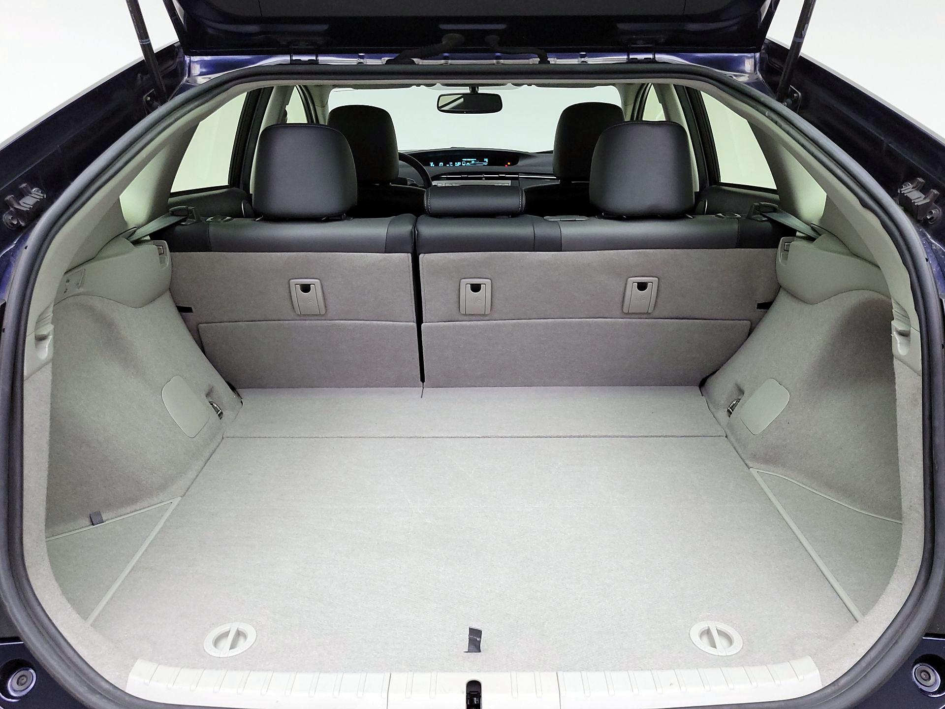 Thumbnail: 2014 Toyota Prius - 20