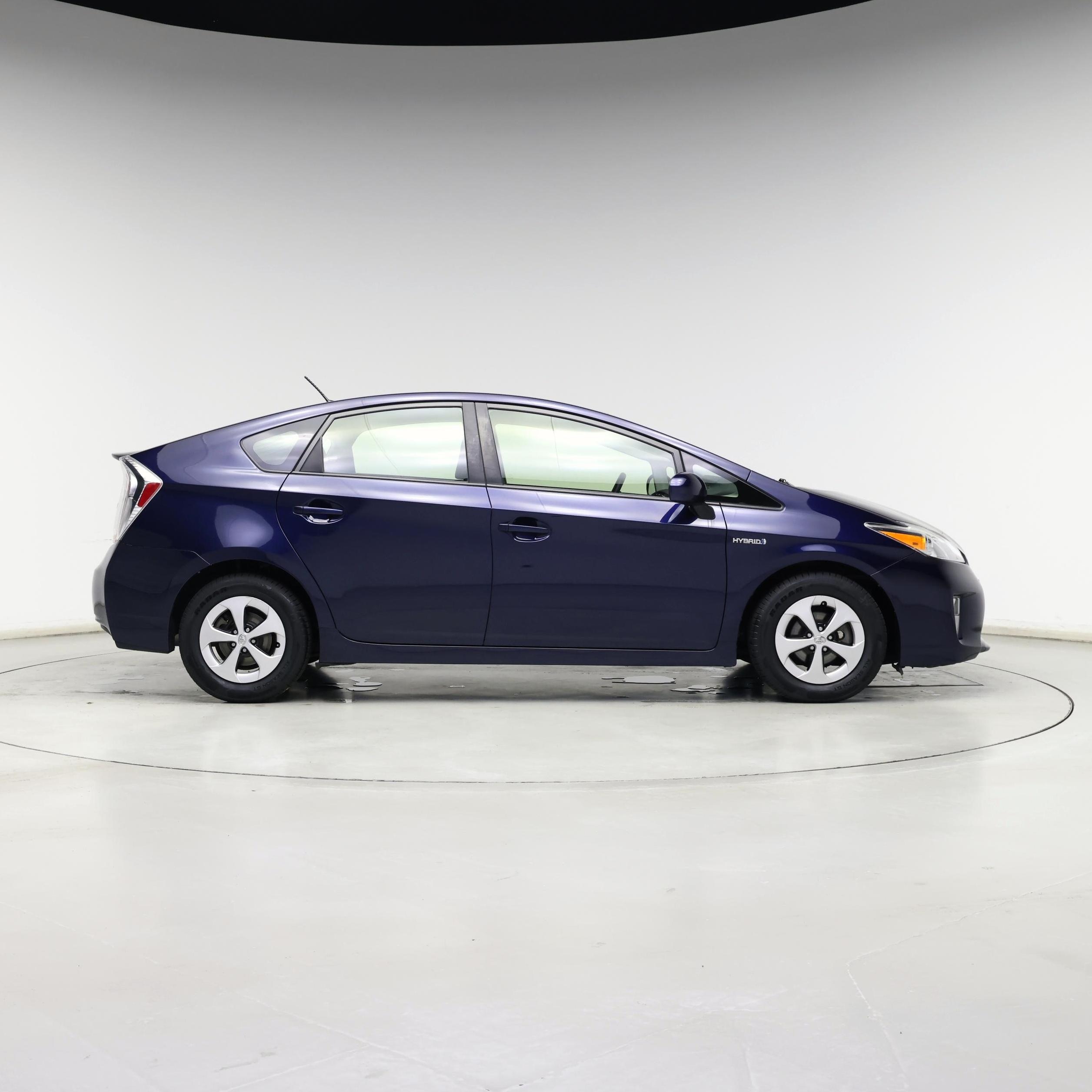 Thumbnail: 2014 Toyota Prius - 7