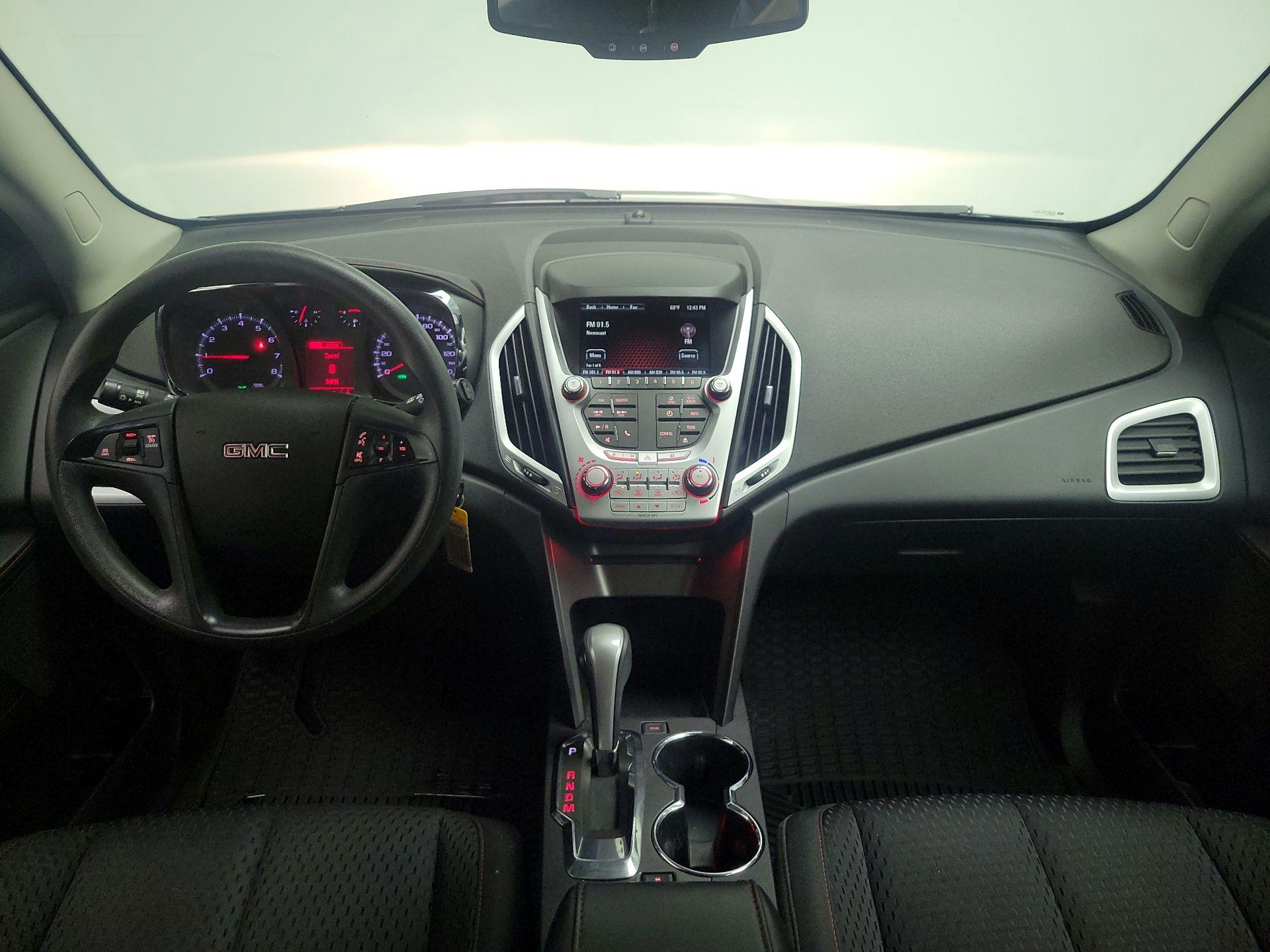 Thumbnail: 2015 GMC Terrain - 9