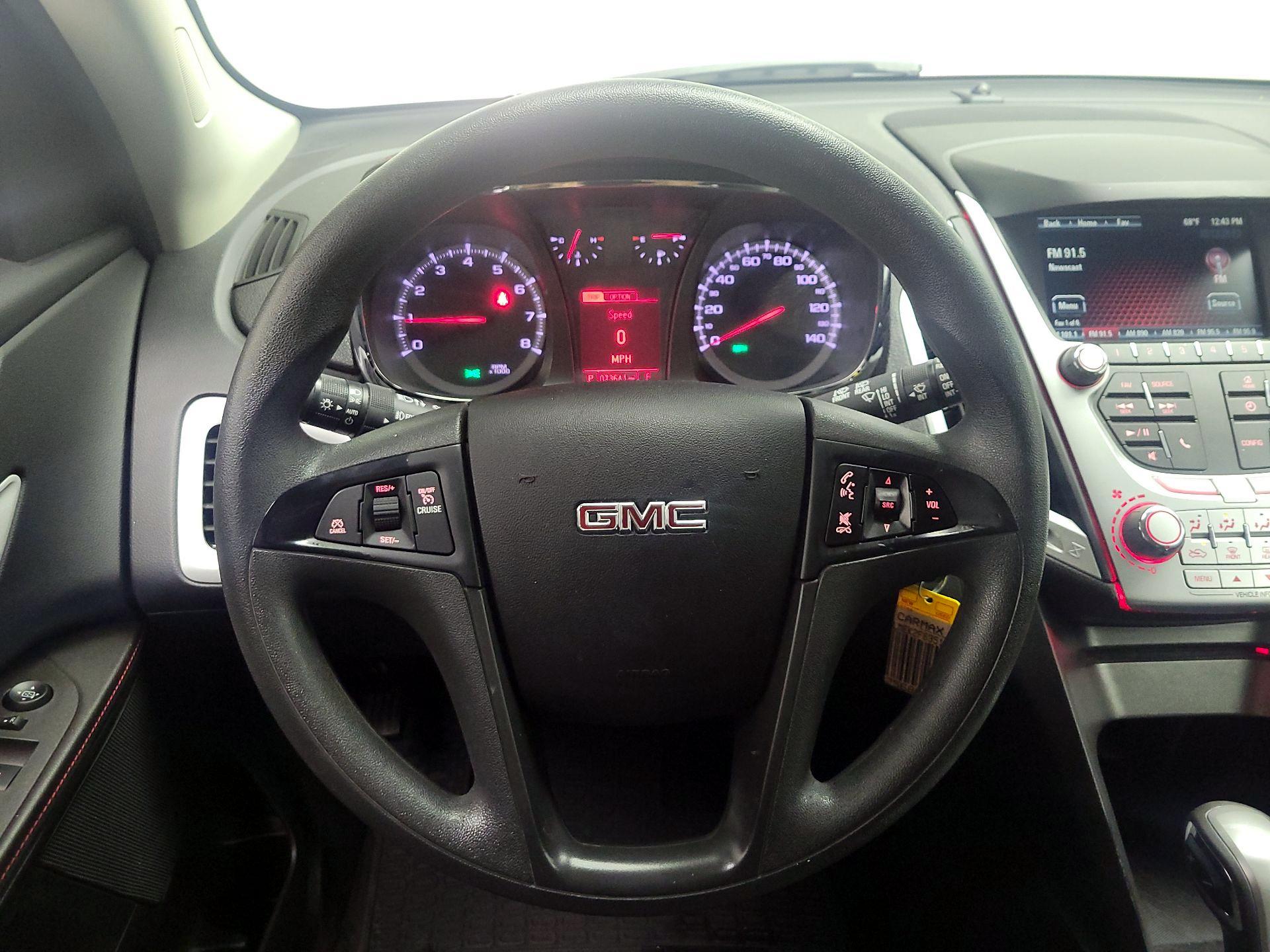 Thumbnail: 2015 GMC Terrain - 10