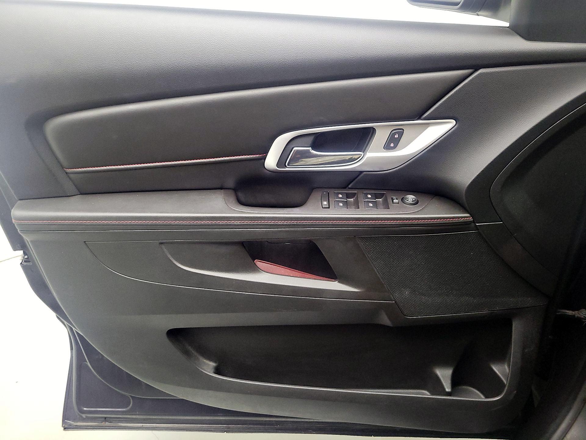 Thumbnail: 2015 GMC Terrain - 12