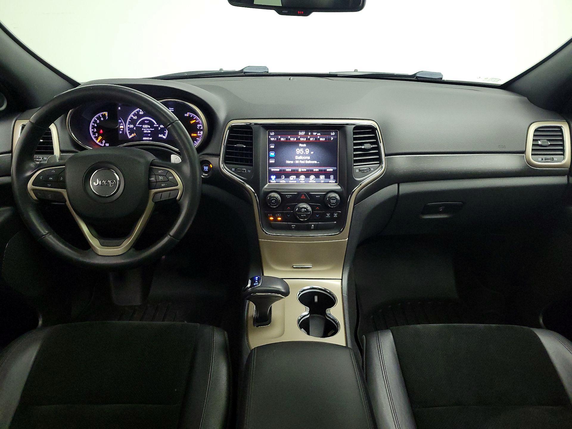 Thumbnail: 2015 Jeep Grand Cherokee - 9