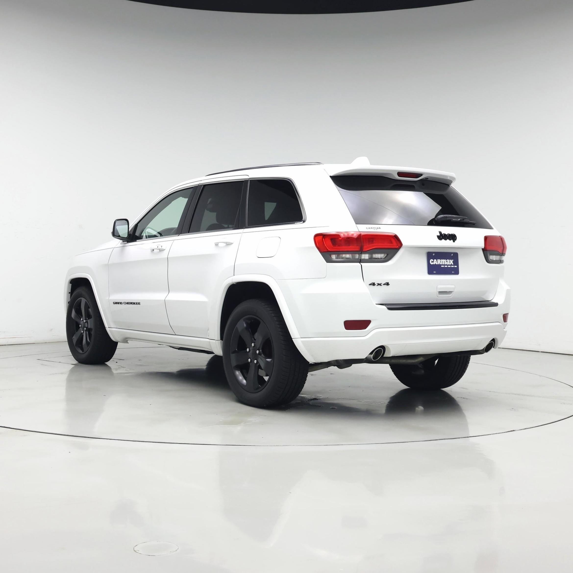 Thumbnail: 2015 Jeep Grand Cherokee - 2