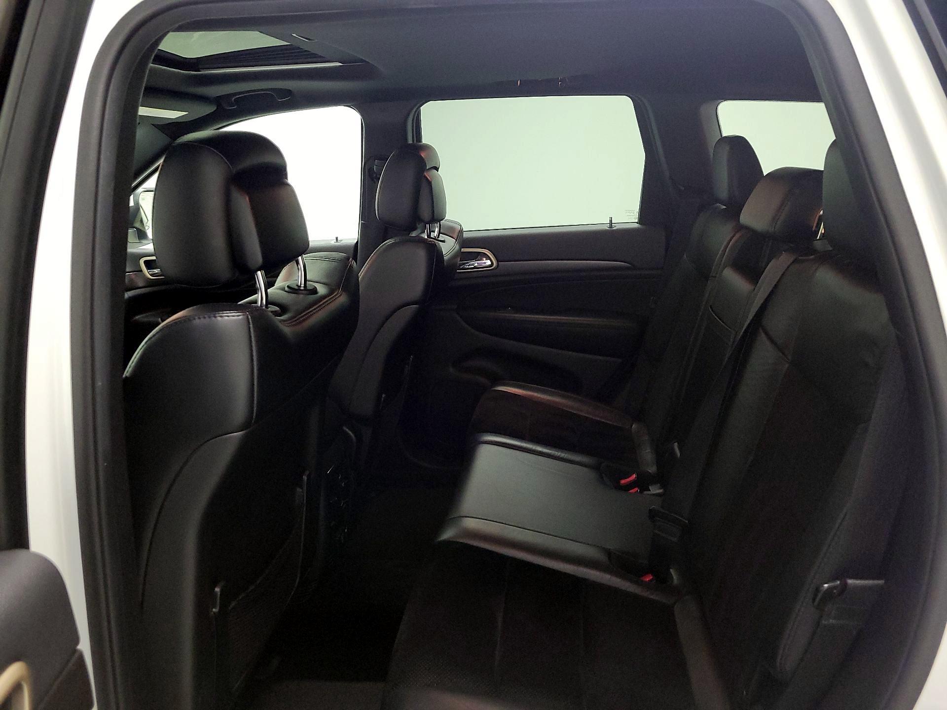 Thumbnail: 2015 Jeep Grand Cherokee - 19