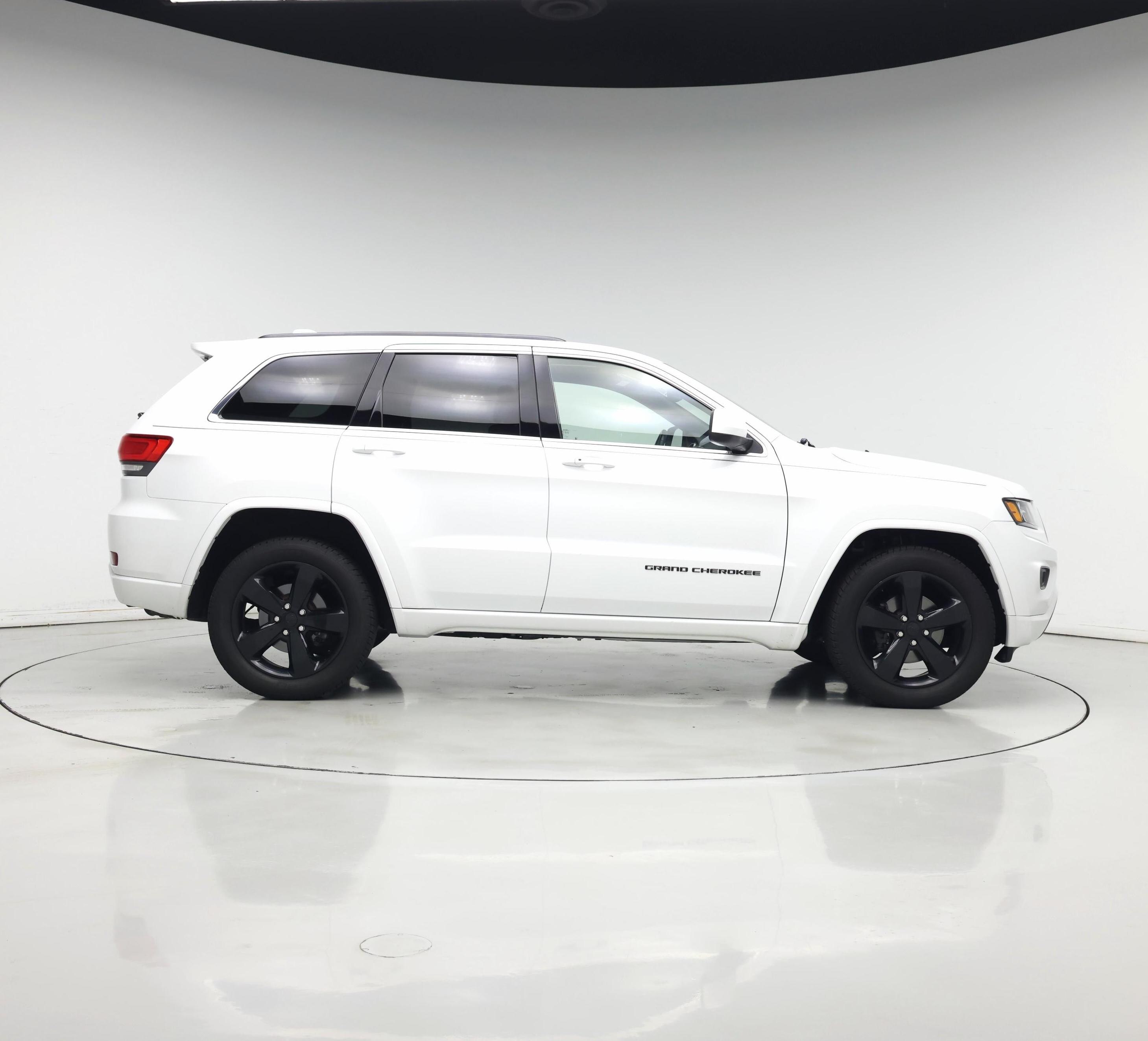 Thumbnail: 2015 Jeep Grand Cherokee - 7