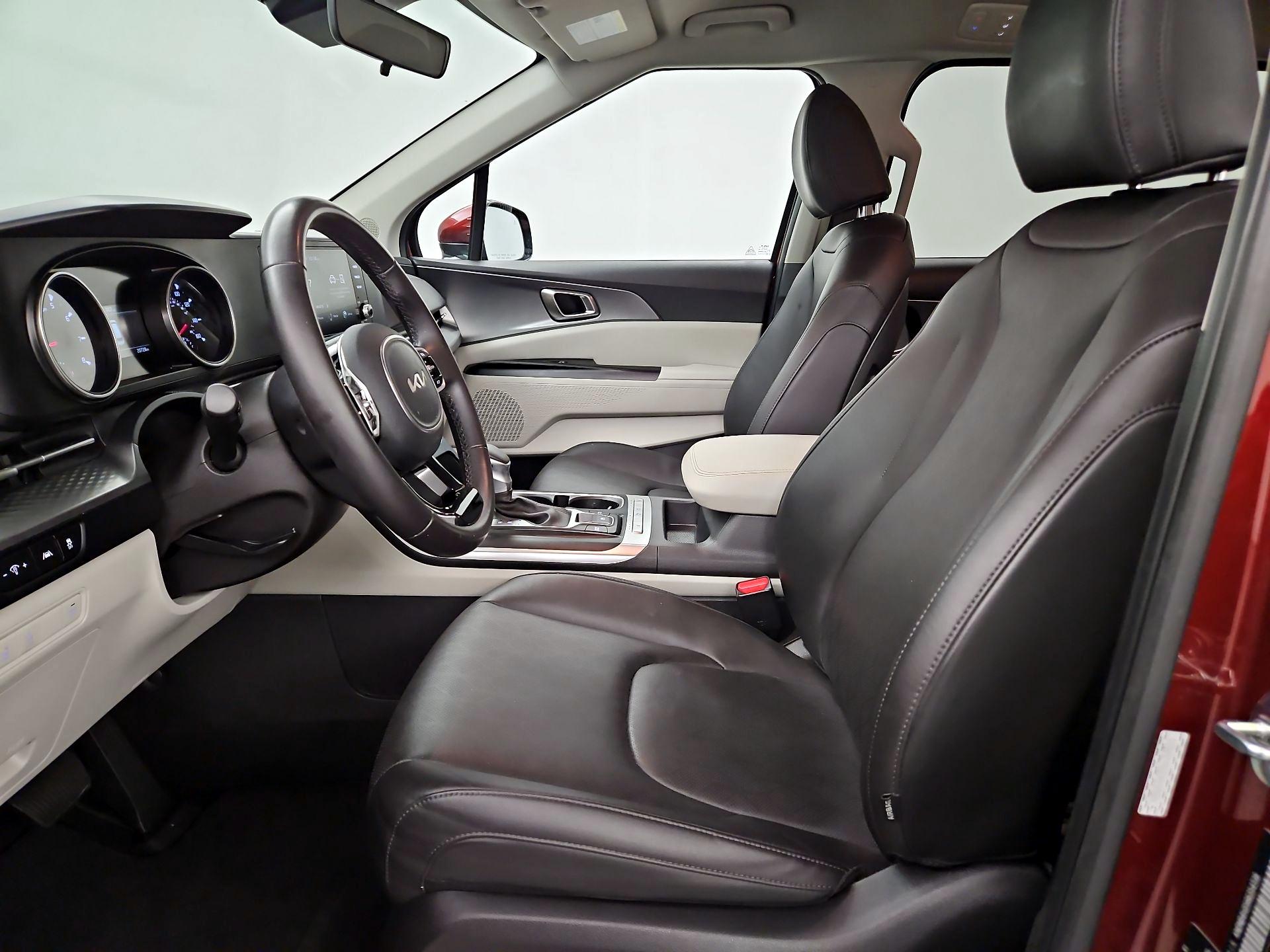 Thumbnail: 2024 Kia Carnival - 11