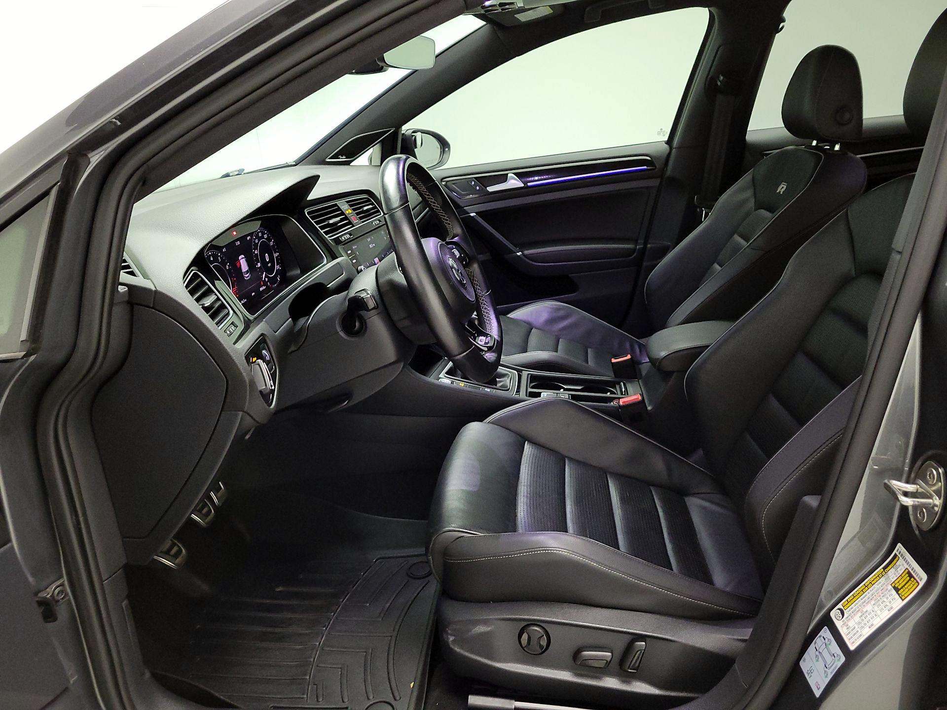 Thumbnail: 2018 Volkswagen Golf - 11