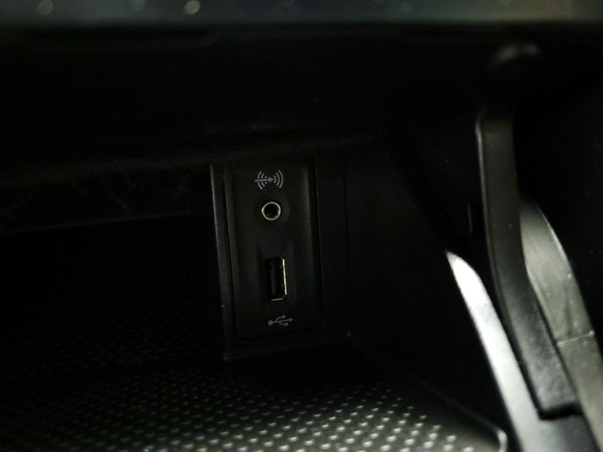 Thumbnail: 2018 Volkswagen Golf - 18