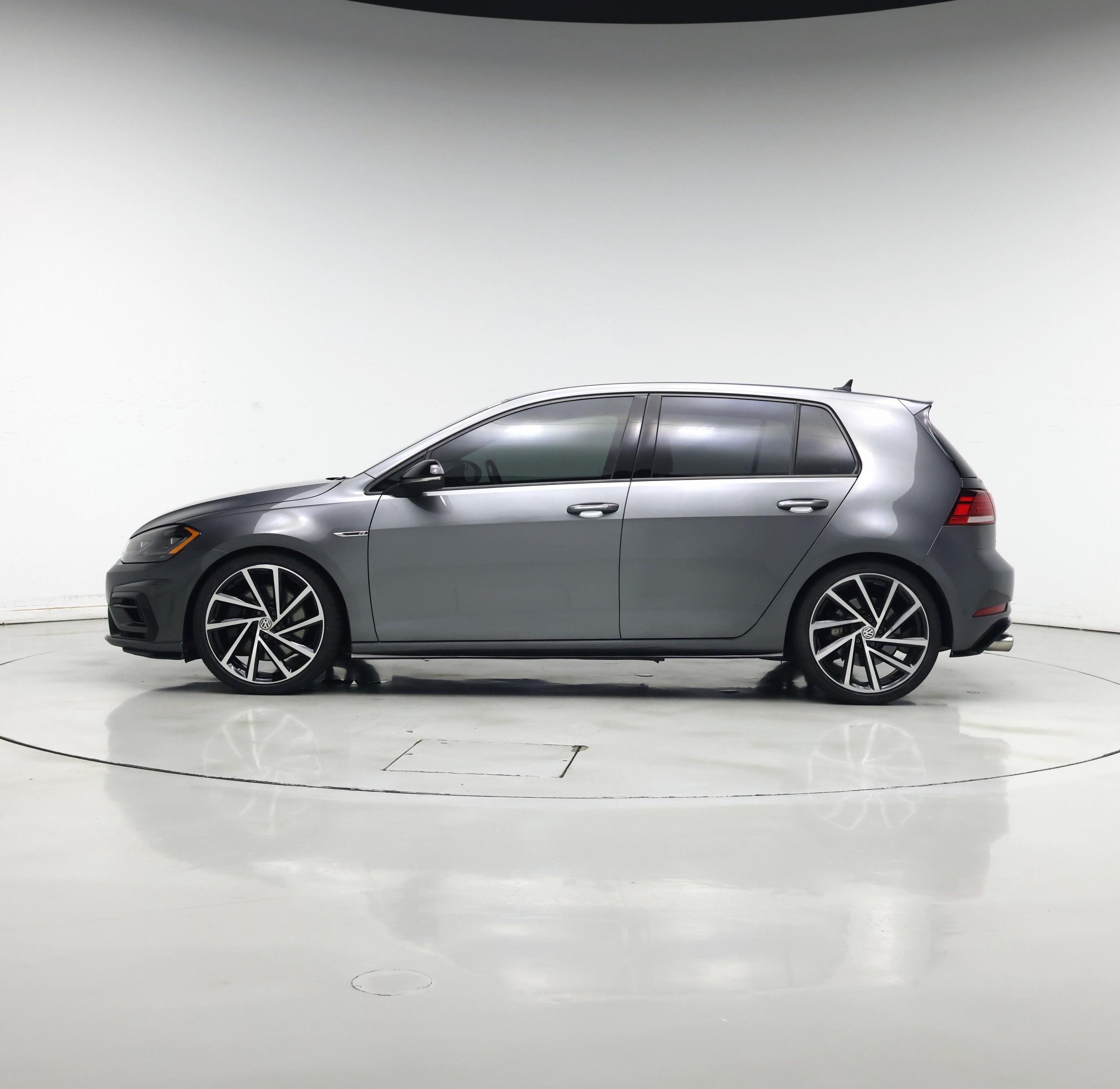 Thumbnail: 2018 Volkswagen Golf - 3