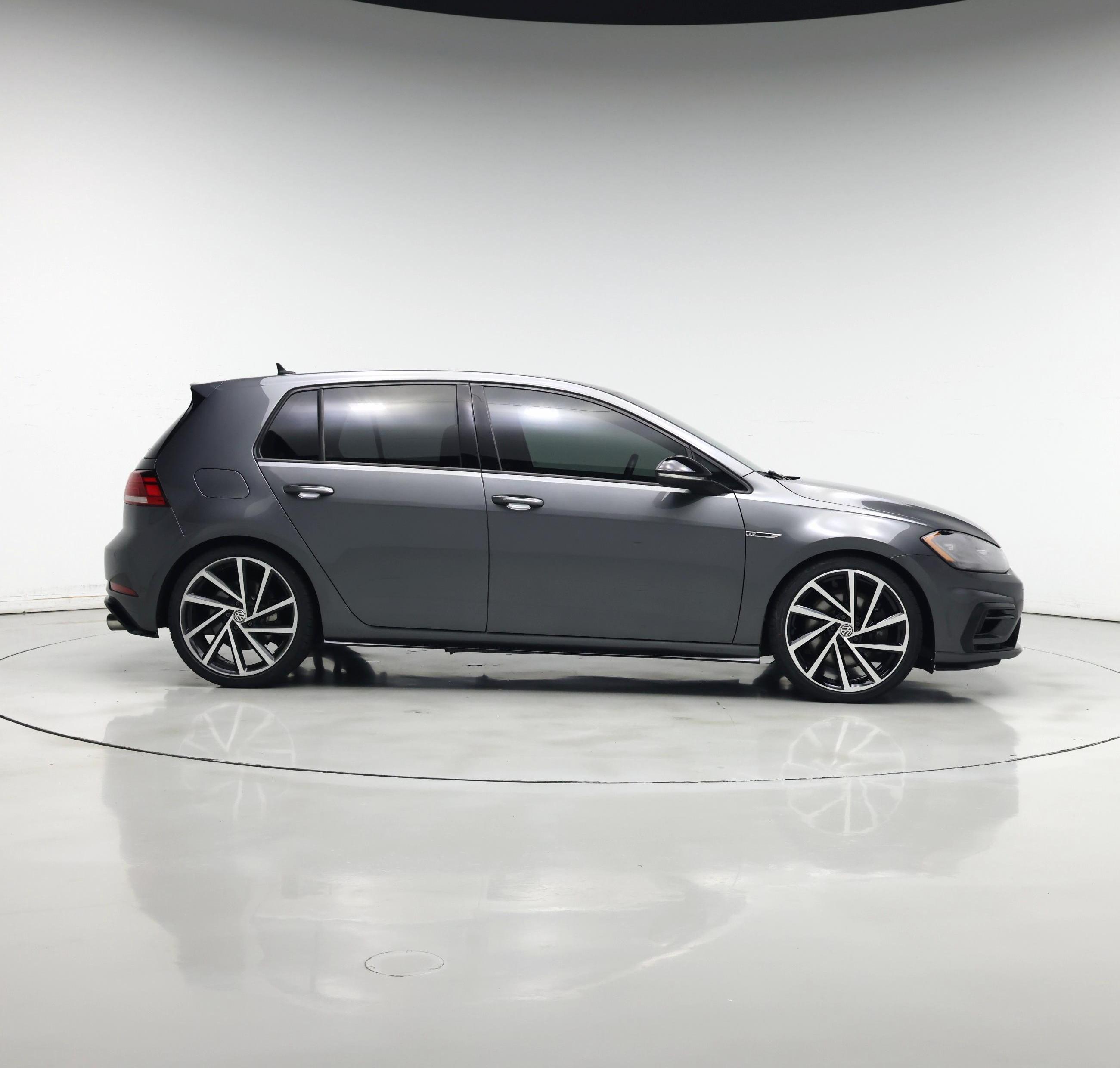 Thumbnail: 2018 Volkswagen Golf - 7