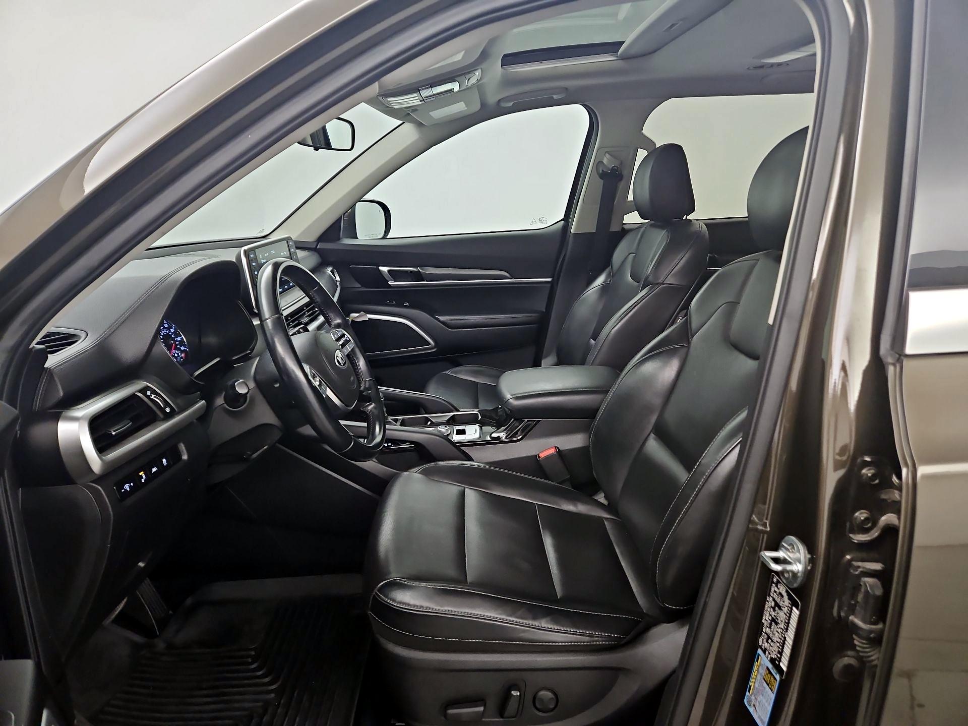 Thumbnail: 2020 Kia Telluride - 11