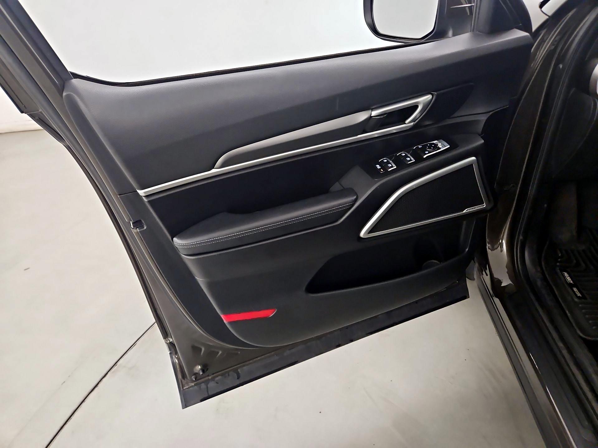 Thumbnail: 2020 Kia Telluride - 12