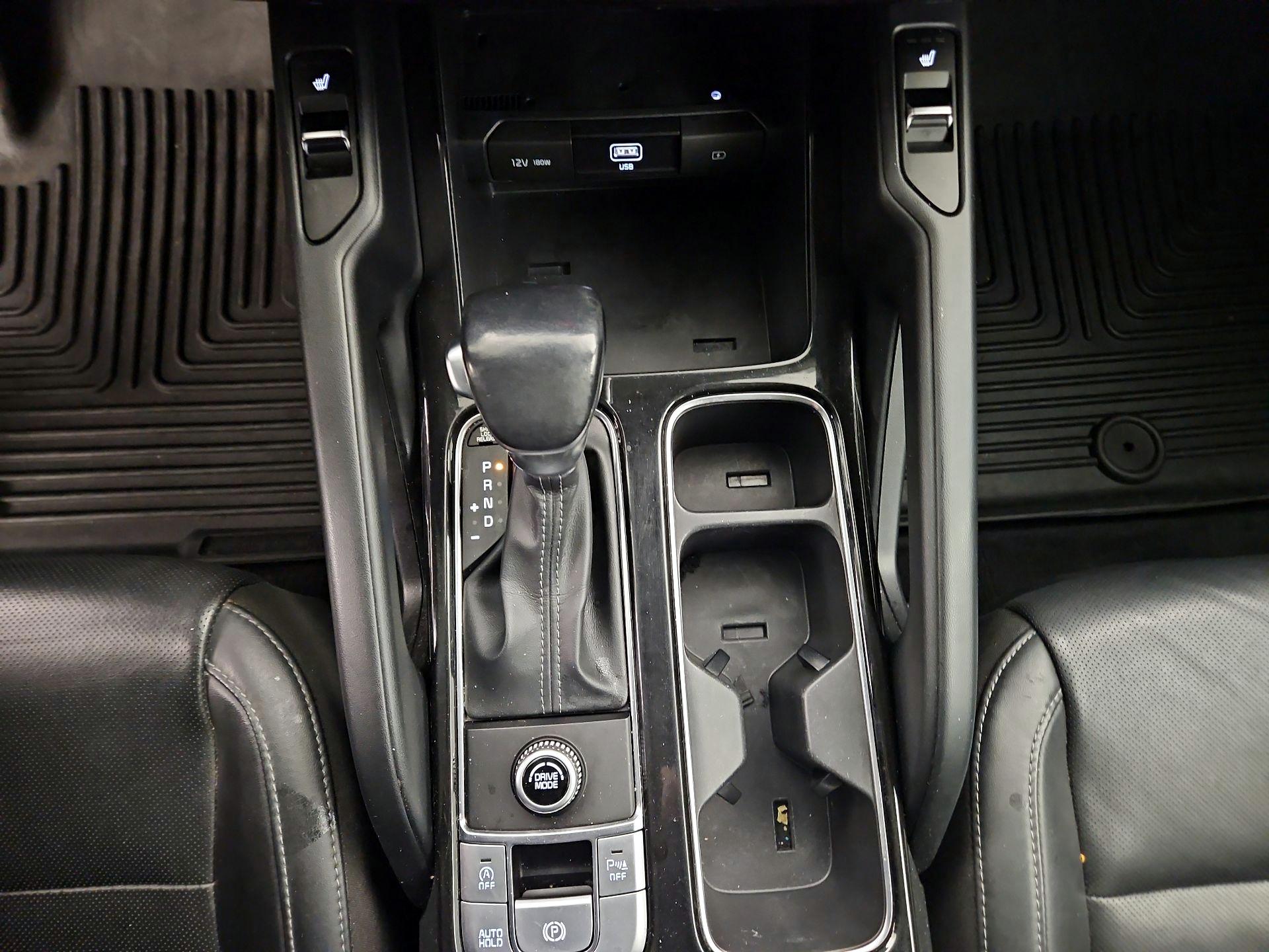 Thumbnail: 2020 Kia Telluride - 17