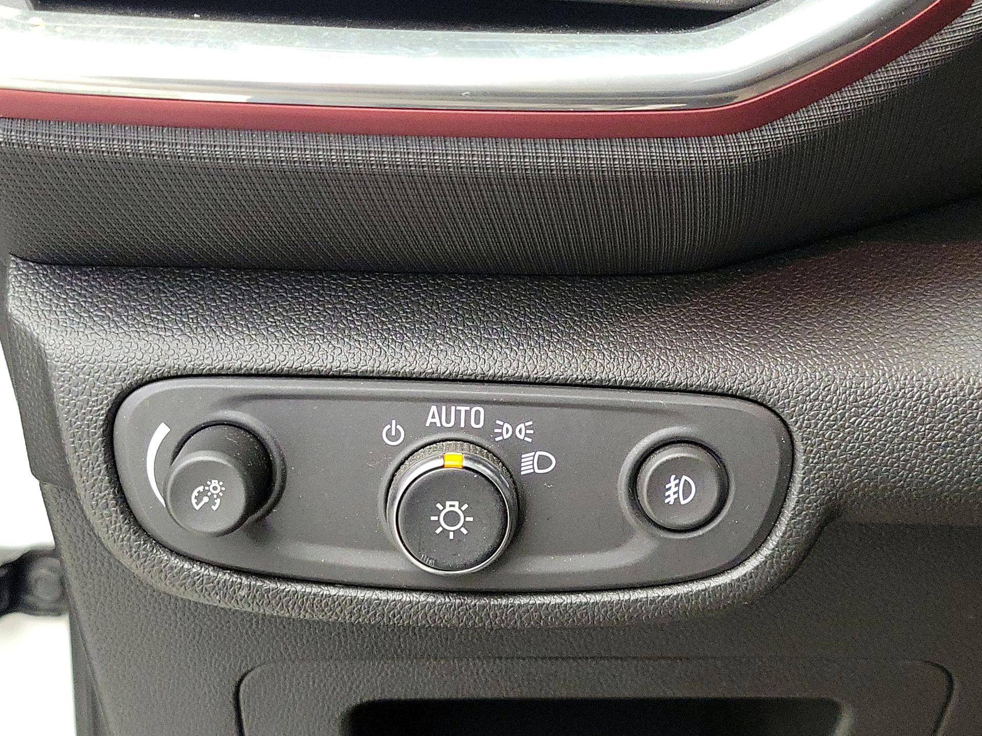 Thumbnail: 2023 Chevrolet TrailBlazer - 13