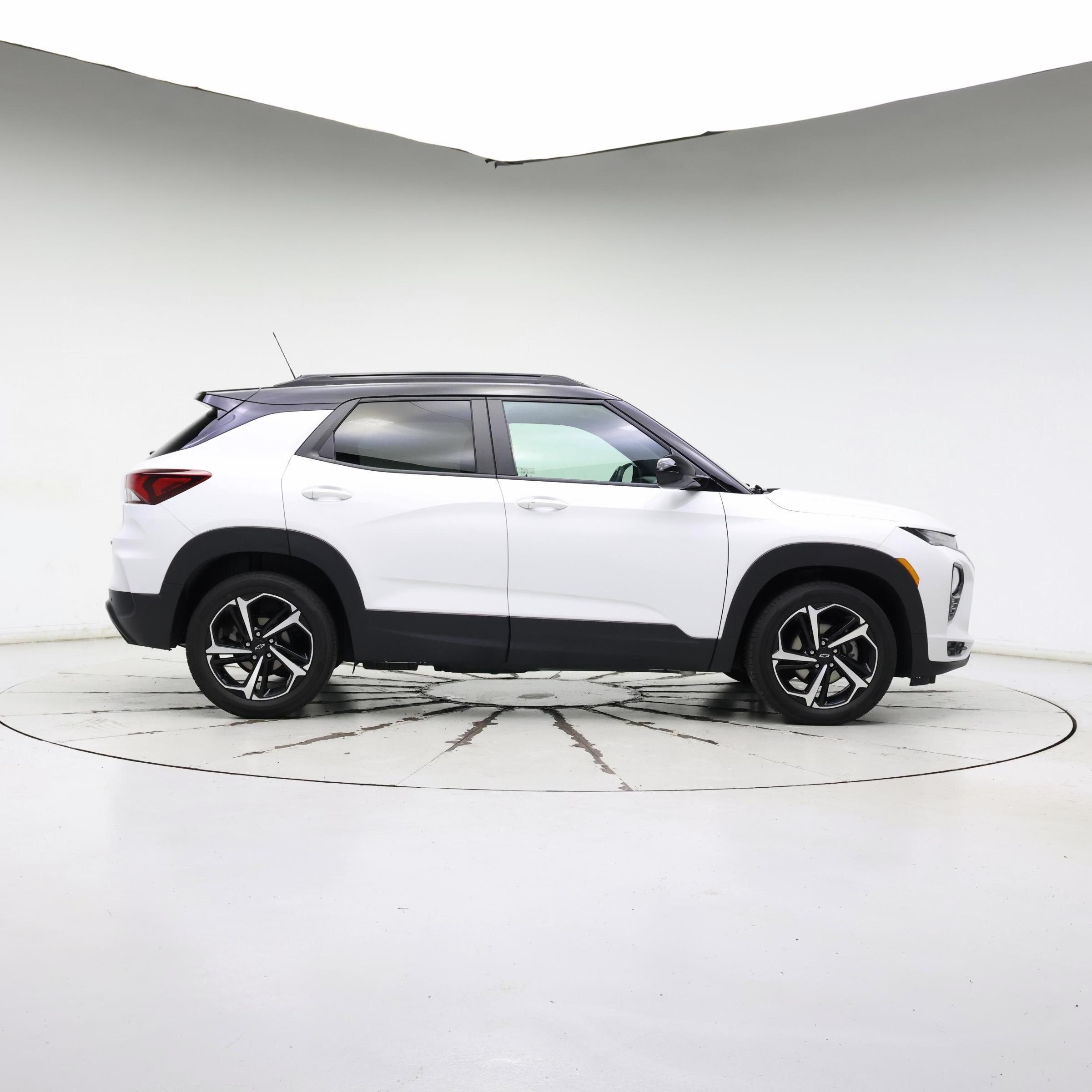 Thumbnail: 2023 Chevrolet TrailBlazer - 7