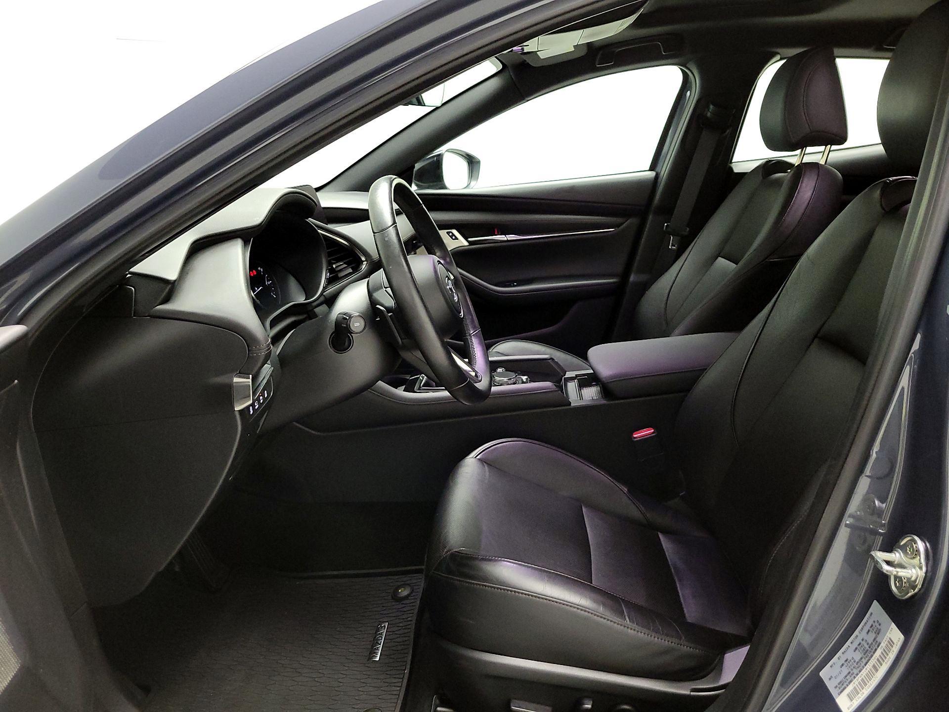 Thumbnail: 2021 Mazda Mazda3 - 11