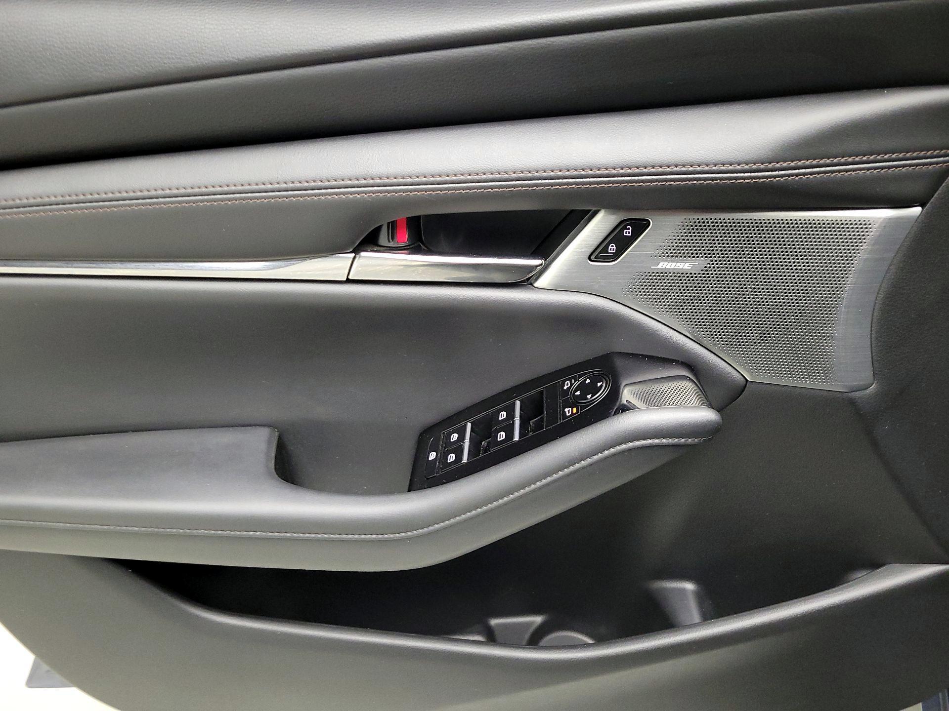 Thumbnail: 2021 Mazda Mazda3 - 12