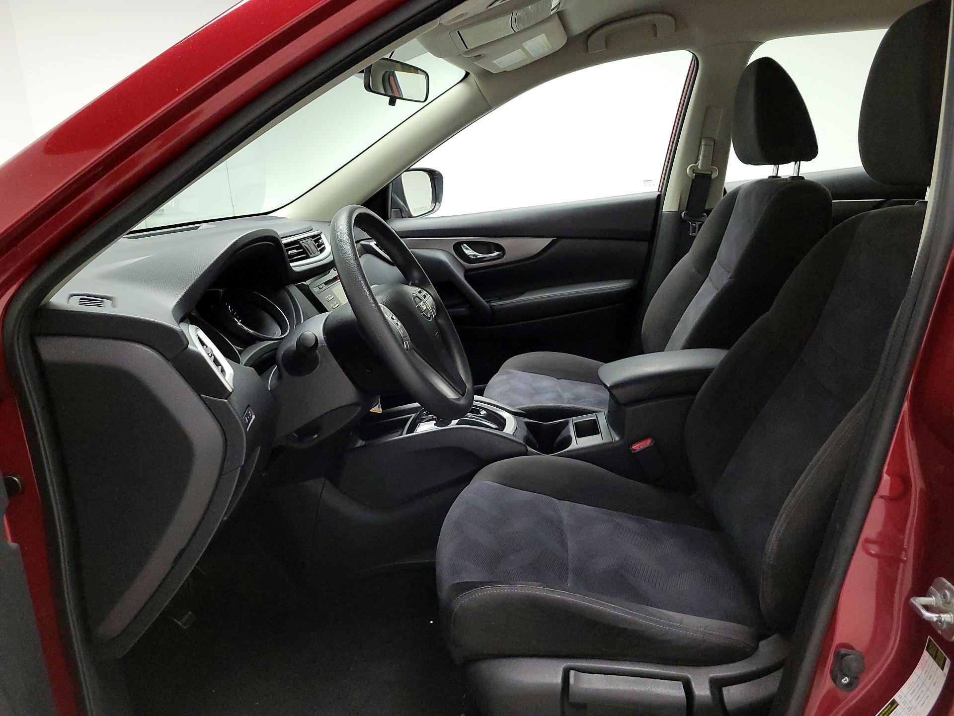 Thumbnail: 2015 Nissan Rogue - 11