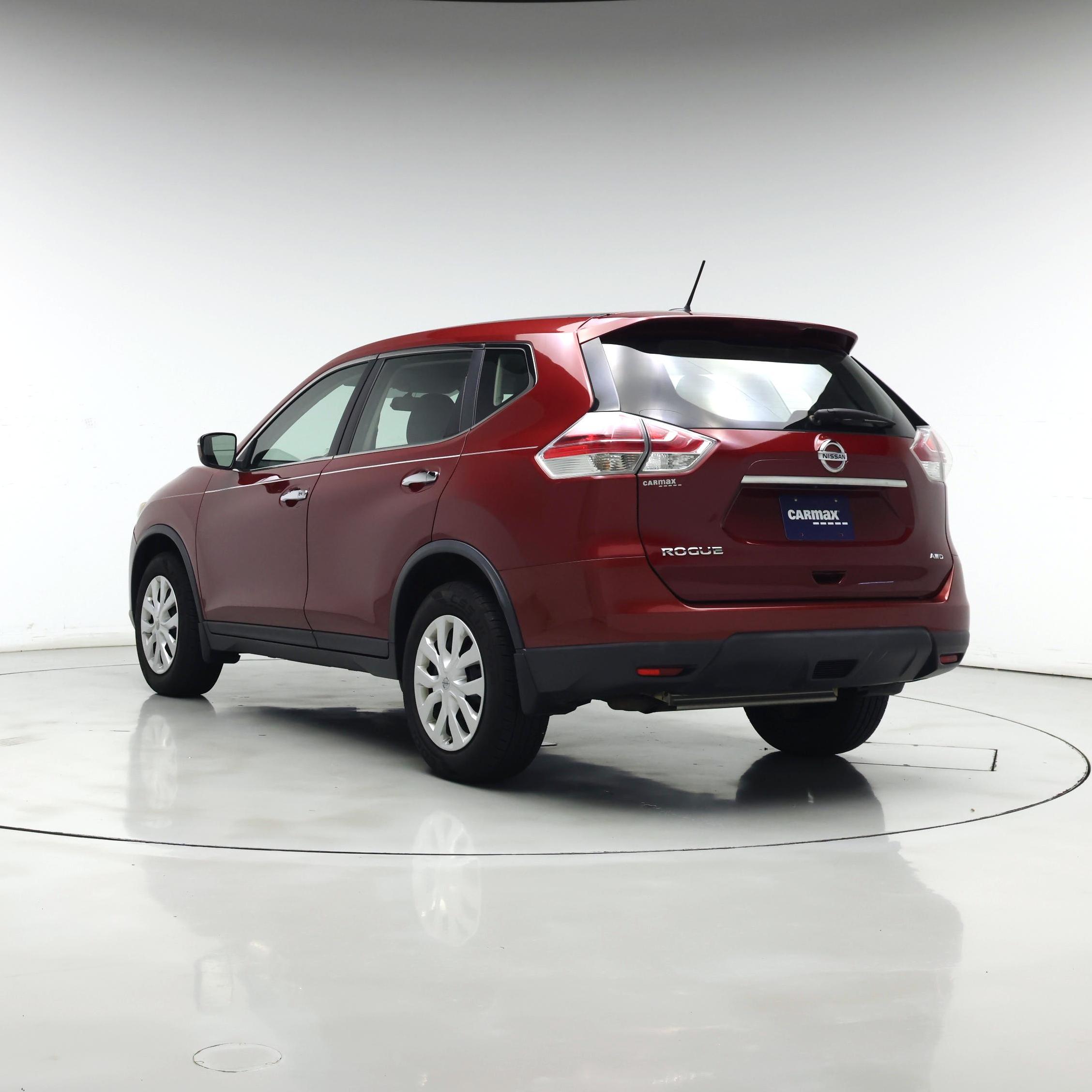 Thumbnail: 2015 Nissan Rogue - 2