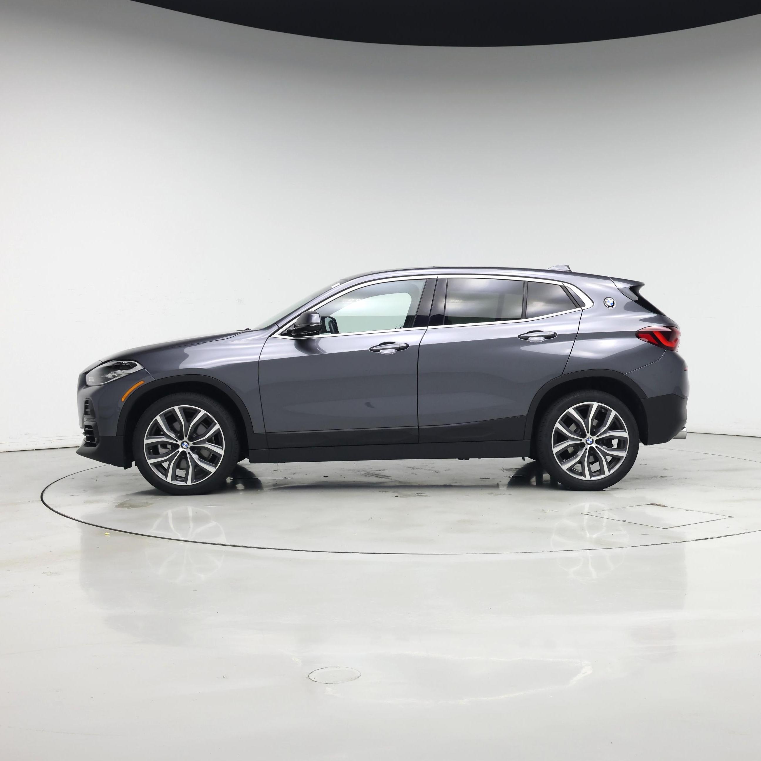 Thumbnail: 2022 BMW X2 - 3