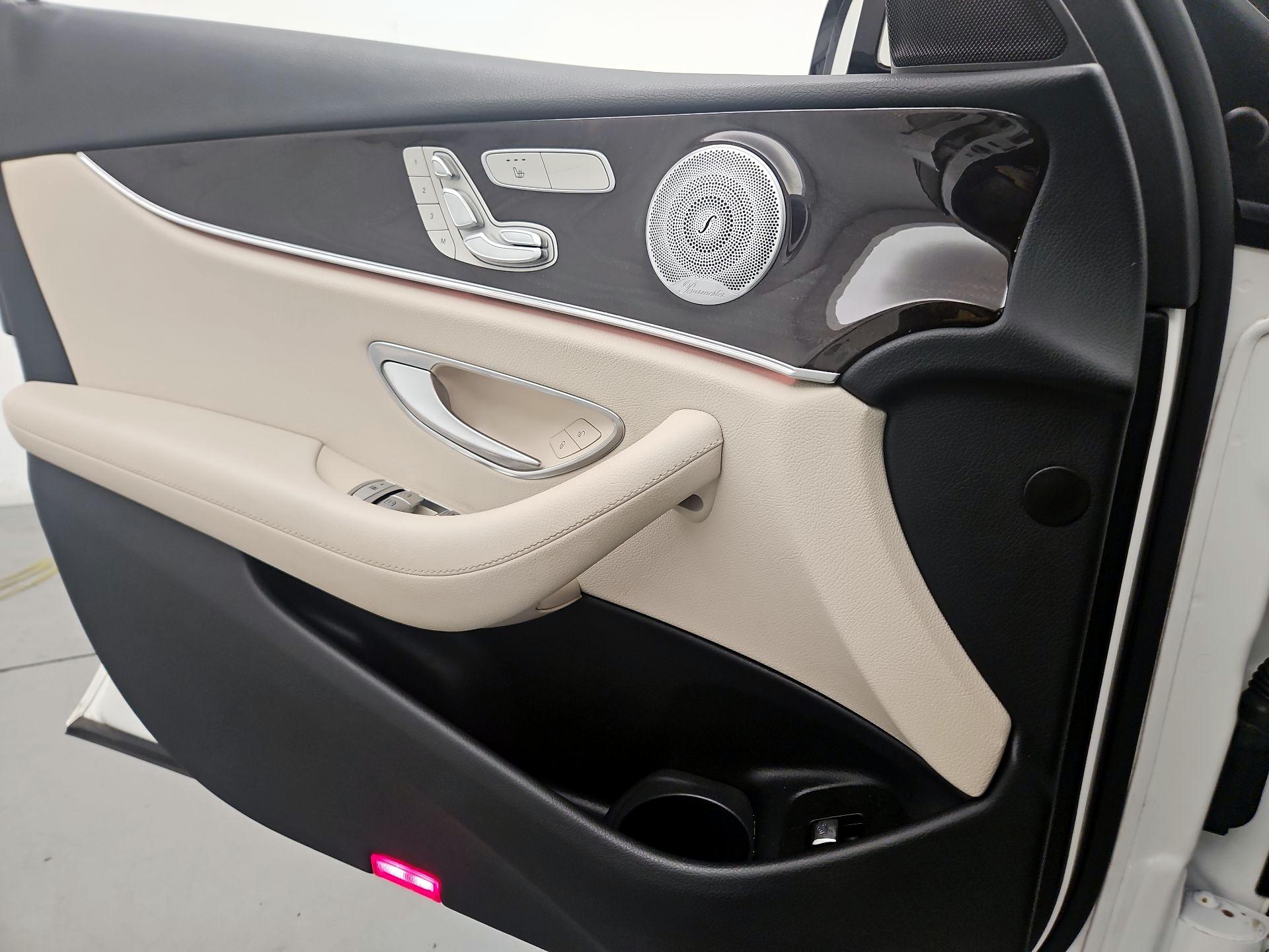 Thumbnail: 2021 Mercedes-Benz E-Class - 12