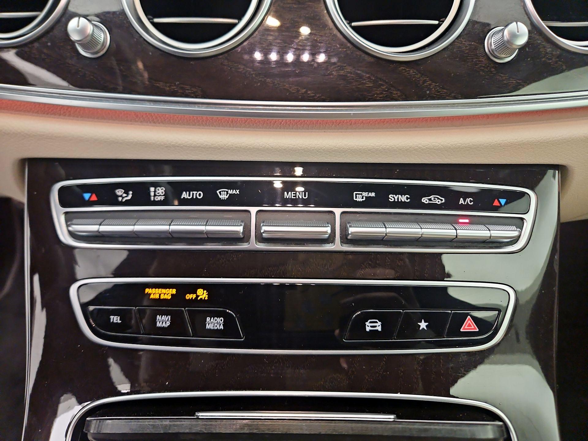 Thumbnail: 2021 Mercedes-Benz E-Class - 17