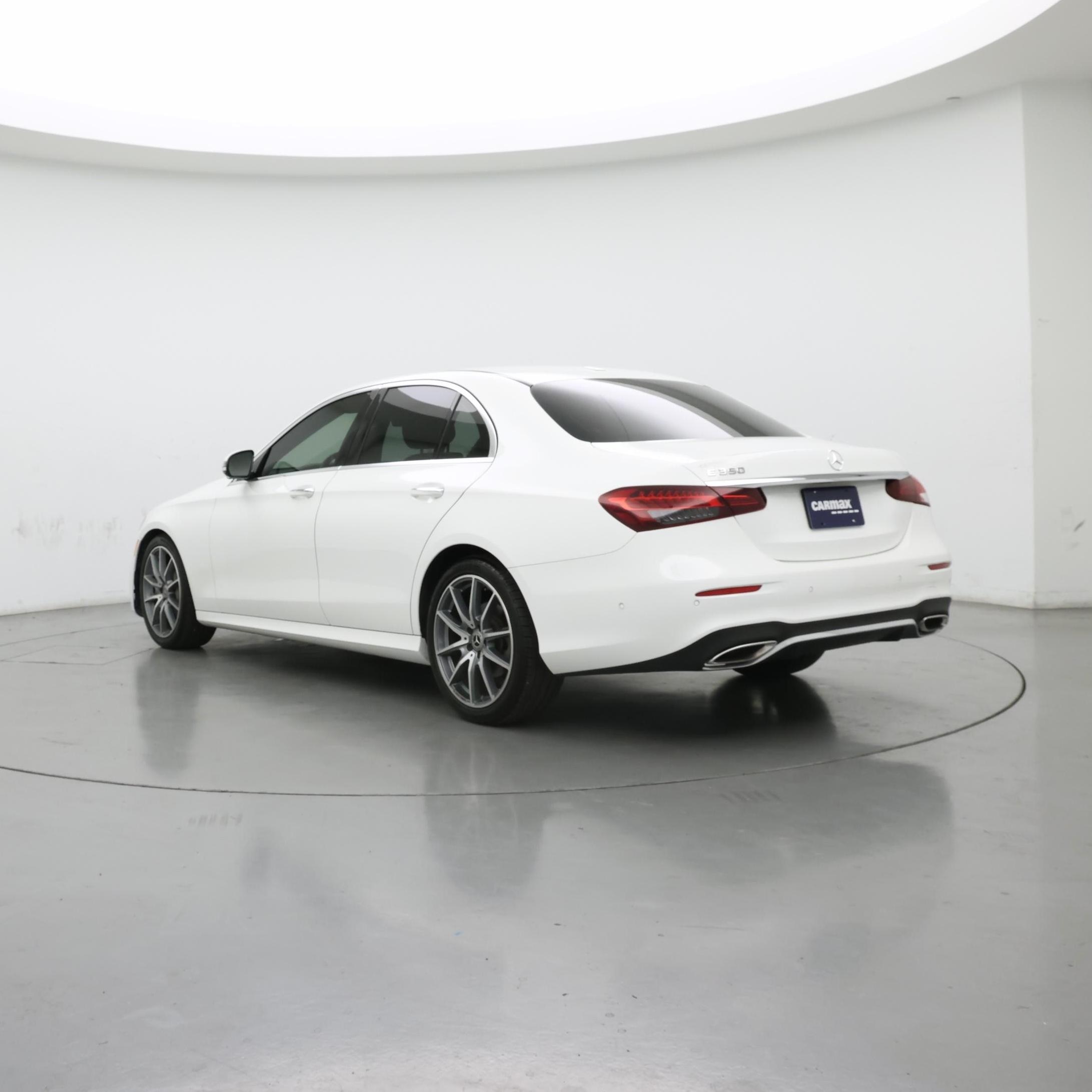 Thumbnail: 2021 Mercedes-Benz E-Class - 2