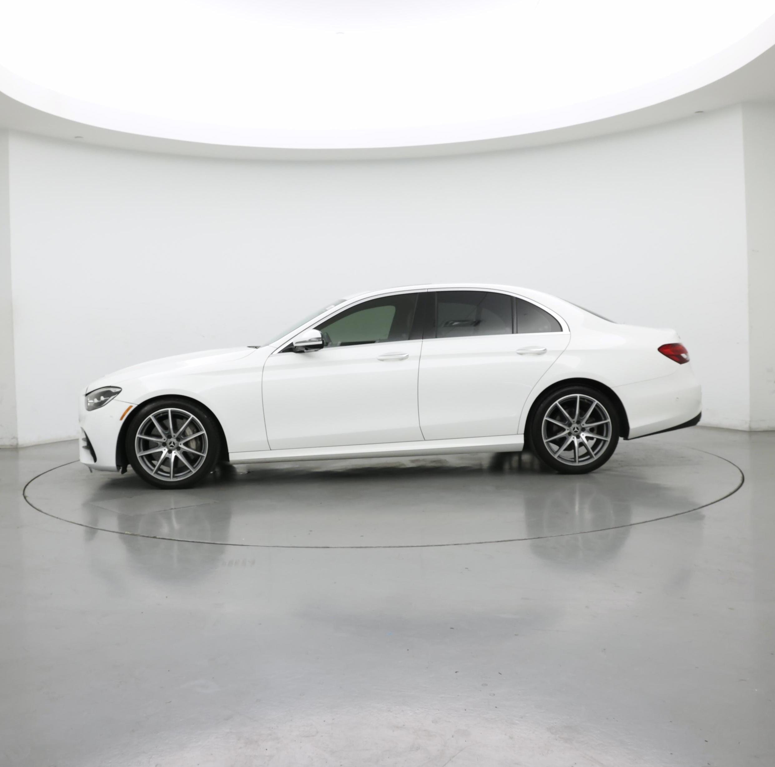 Thumbnail: 2021 Mercedes-Benz E-Class - 3