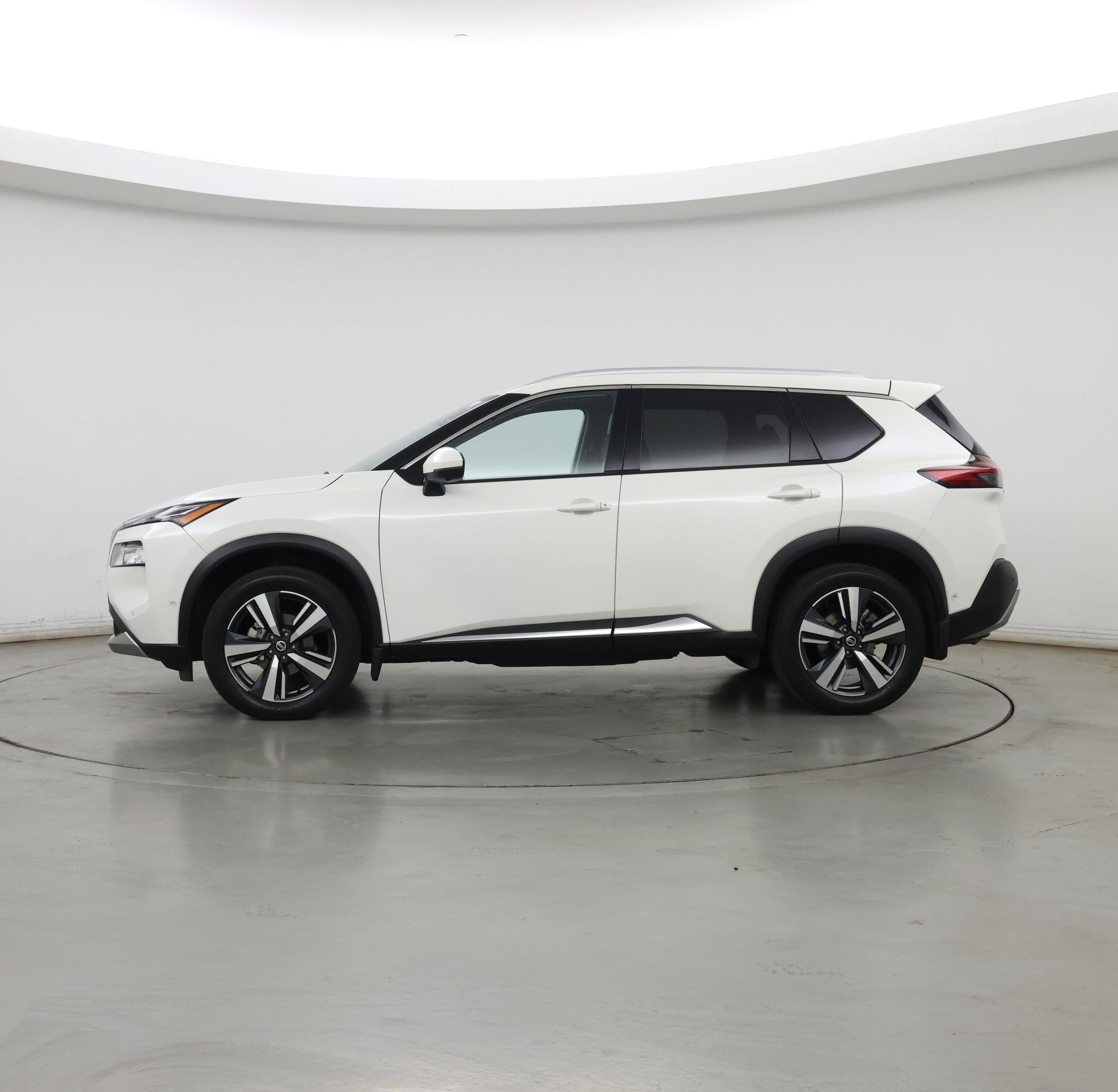Thumbnail: 2021 Nissan Rogue - 3